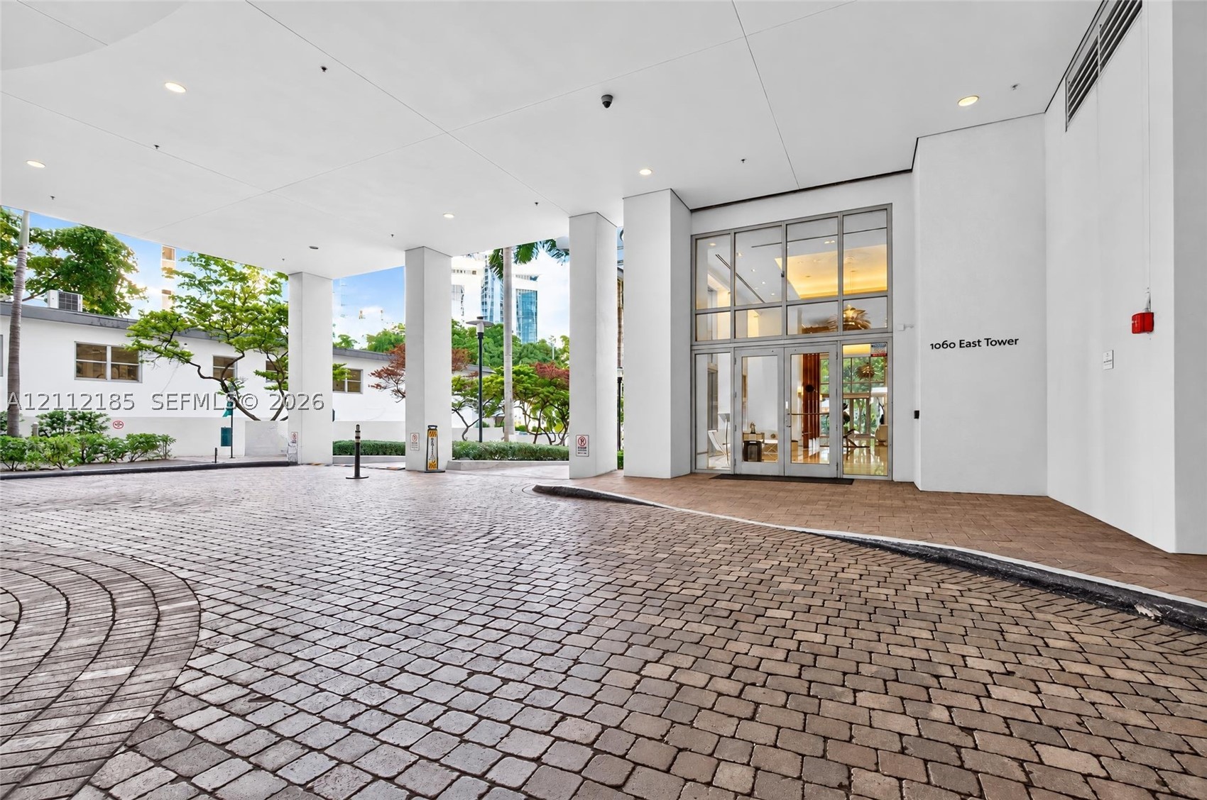 1060 Brickell Ave #2401, Miami FL 33131