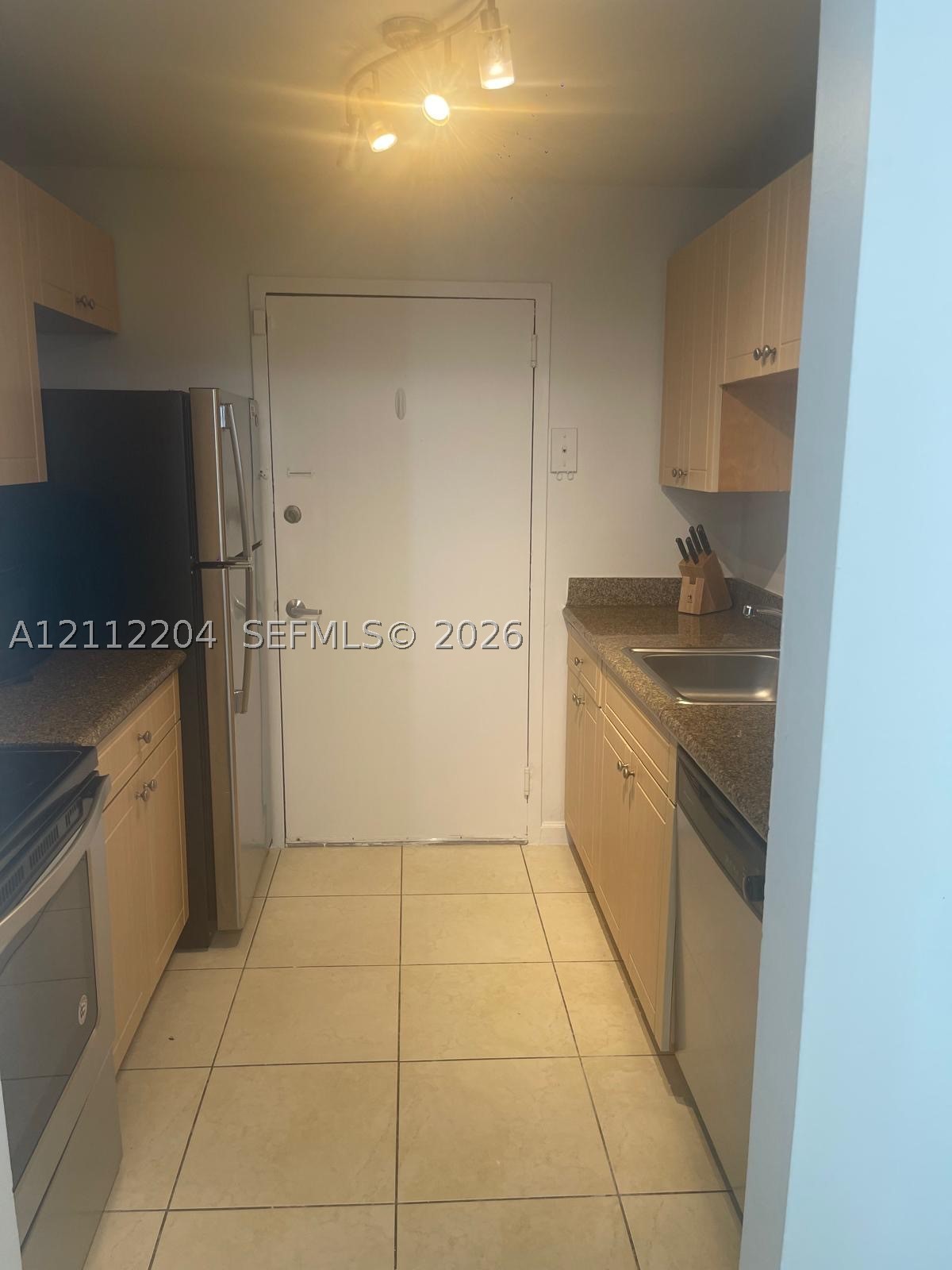2020 NE 135th St #910, North Miami FL 33181