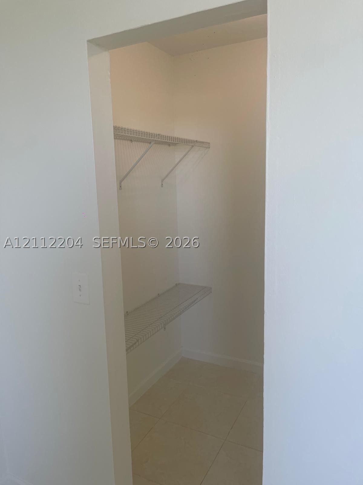 2020 NE 135th St #910, North Miami FL 33181