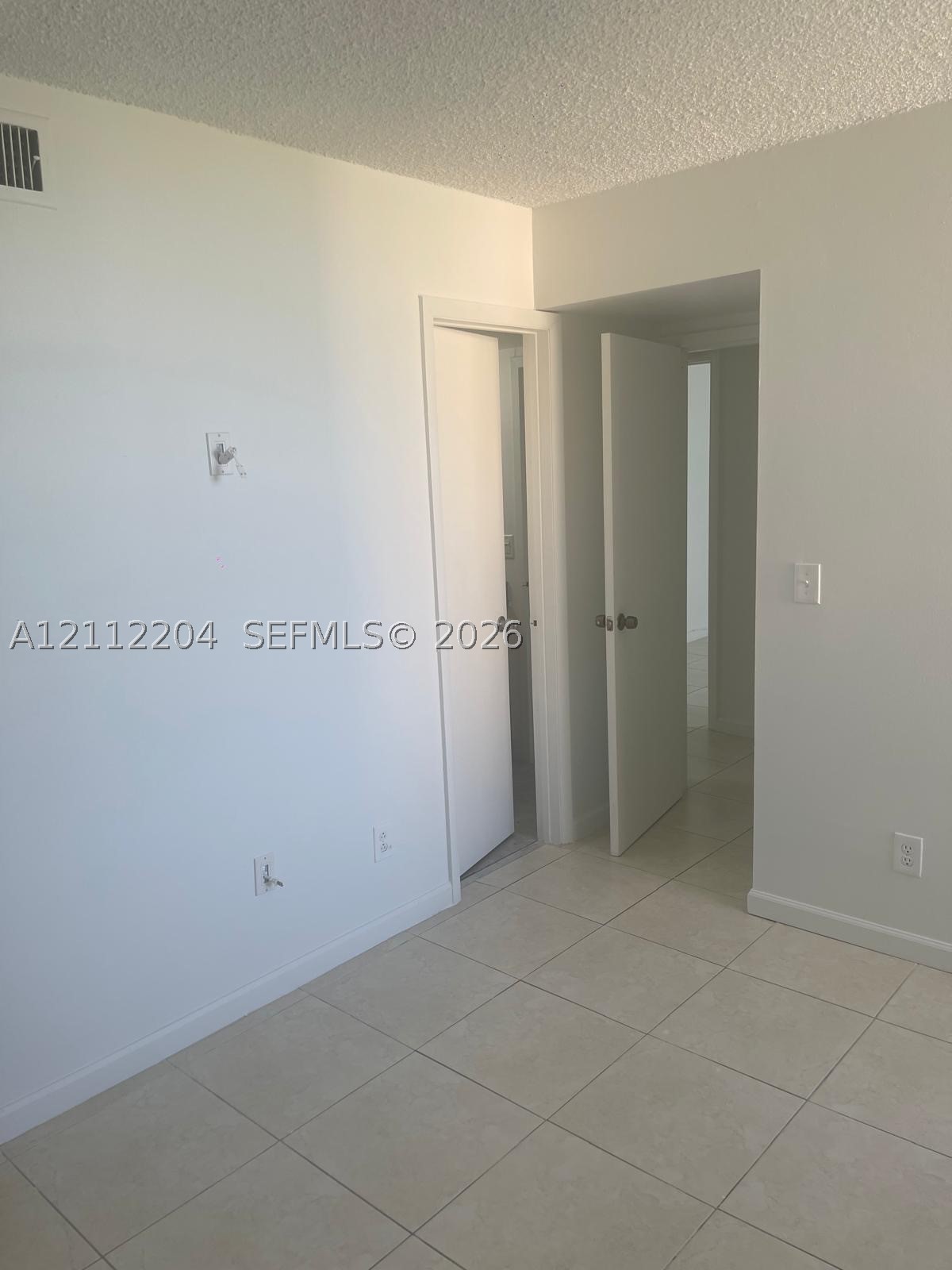 2020 NE 135th St #910, North Miami FL 33181