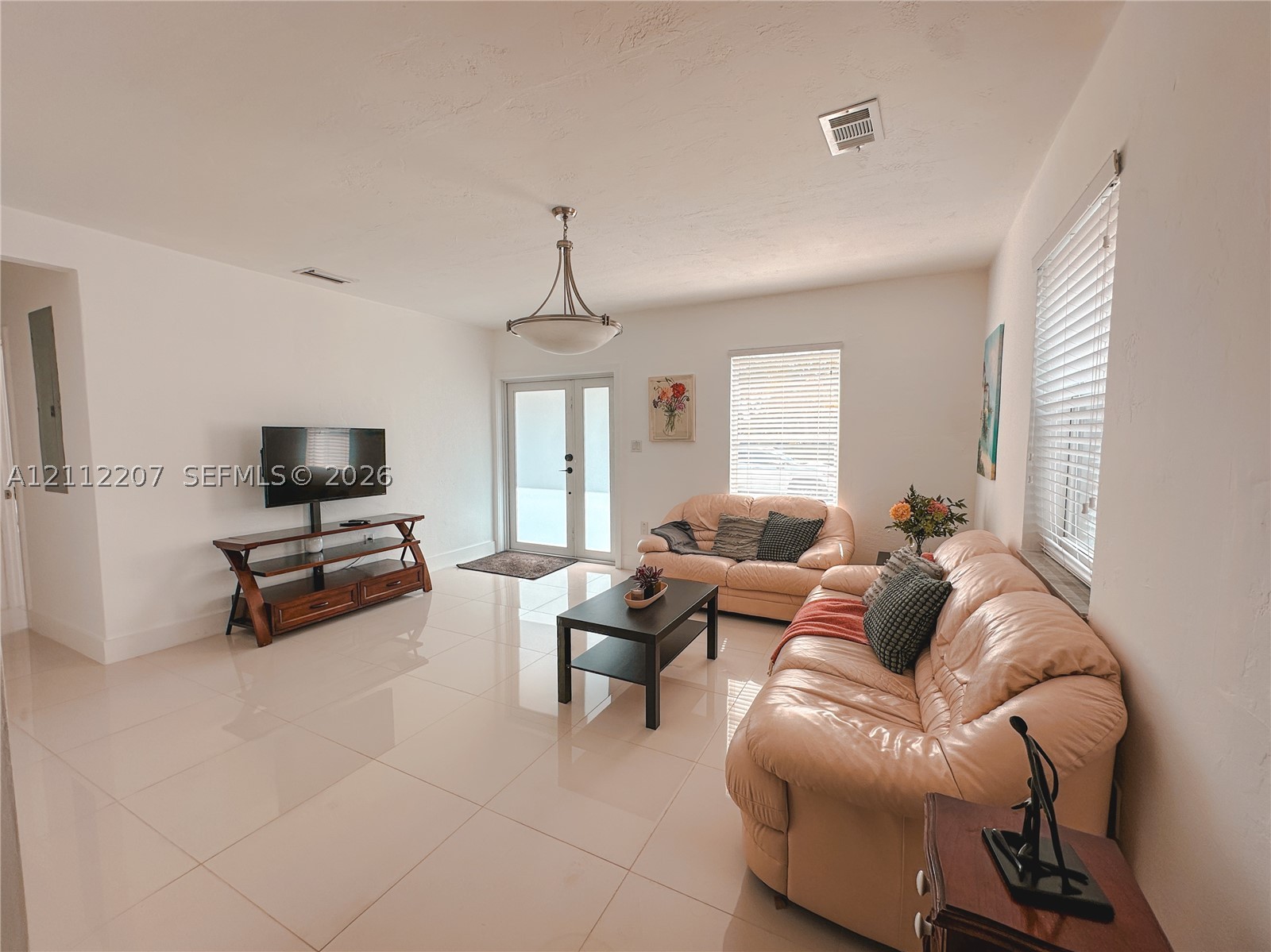 525 SW 67th Ave, Miami FL 33144