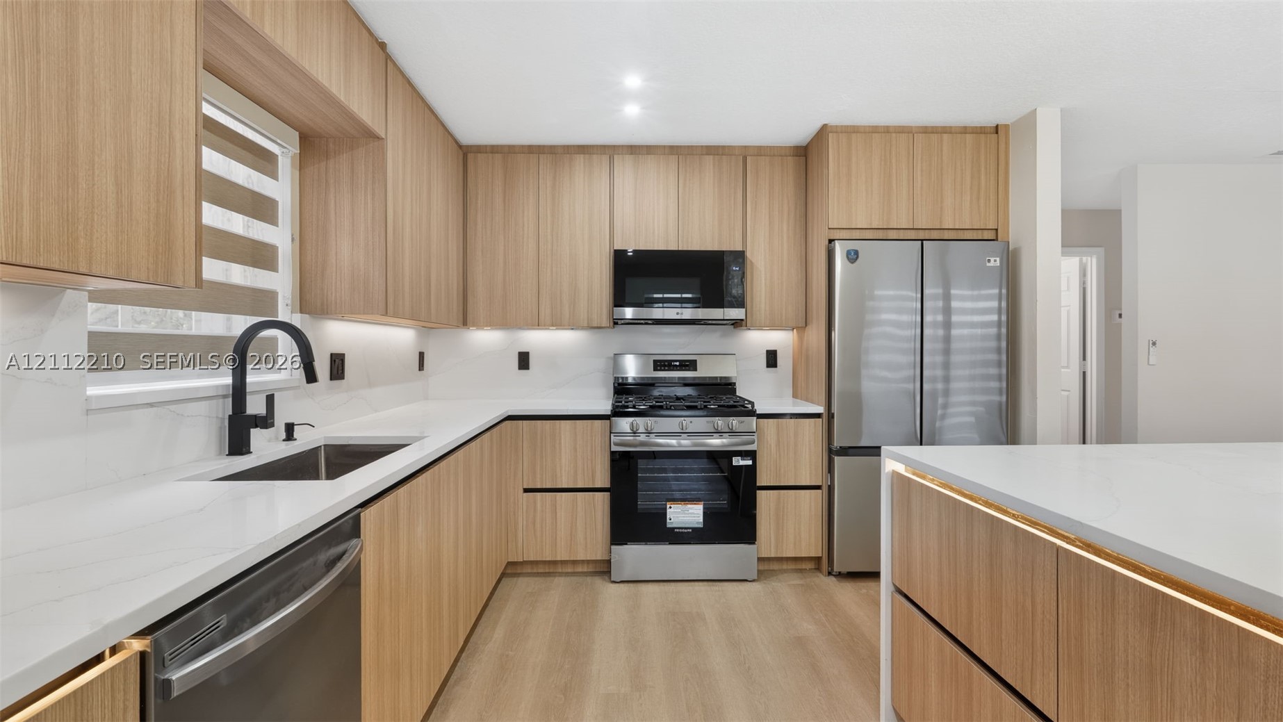 13720 NW 22nd Pl, Sunrise FL 33323