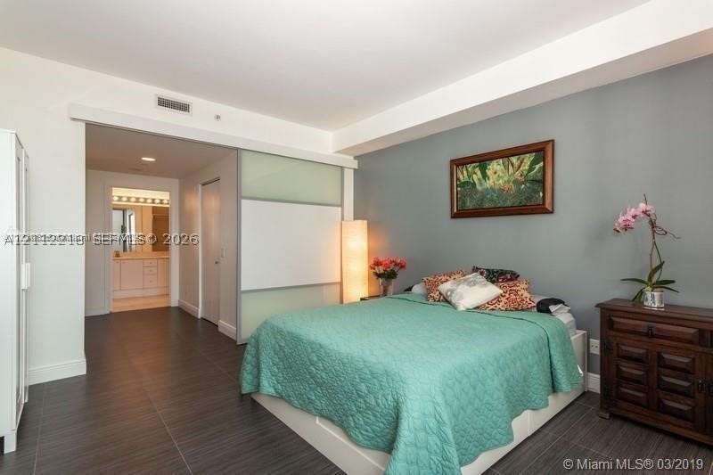 2475 Brickell Ave #1905, Miami FL 33129