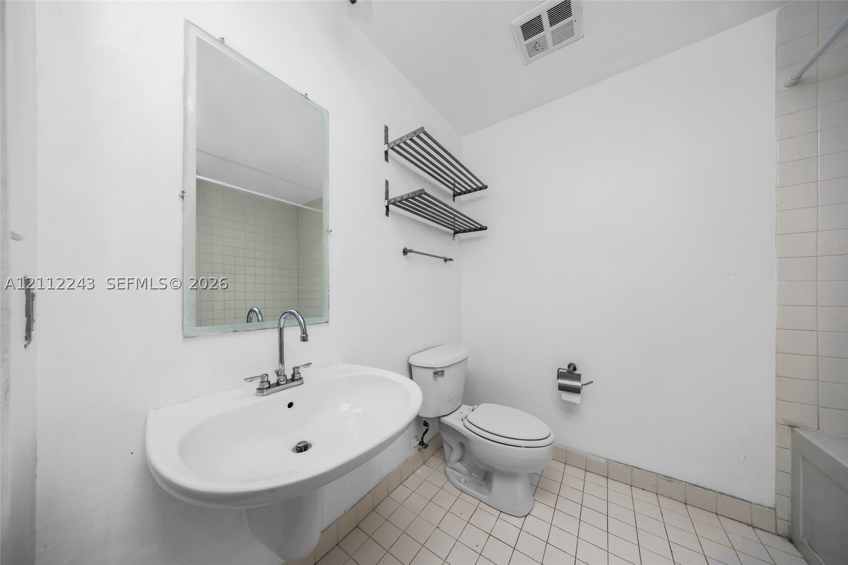 10 SW South River Dr #PHI15, Miami FL 33130