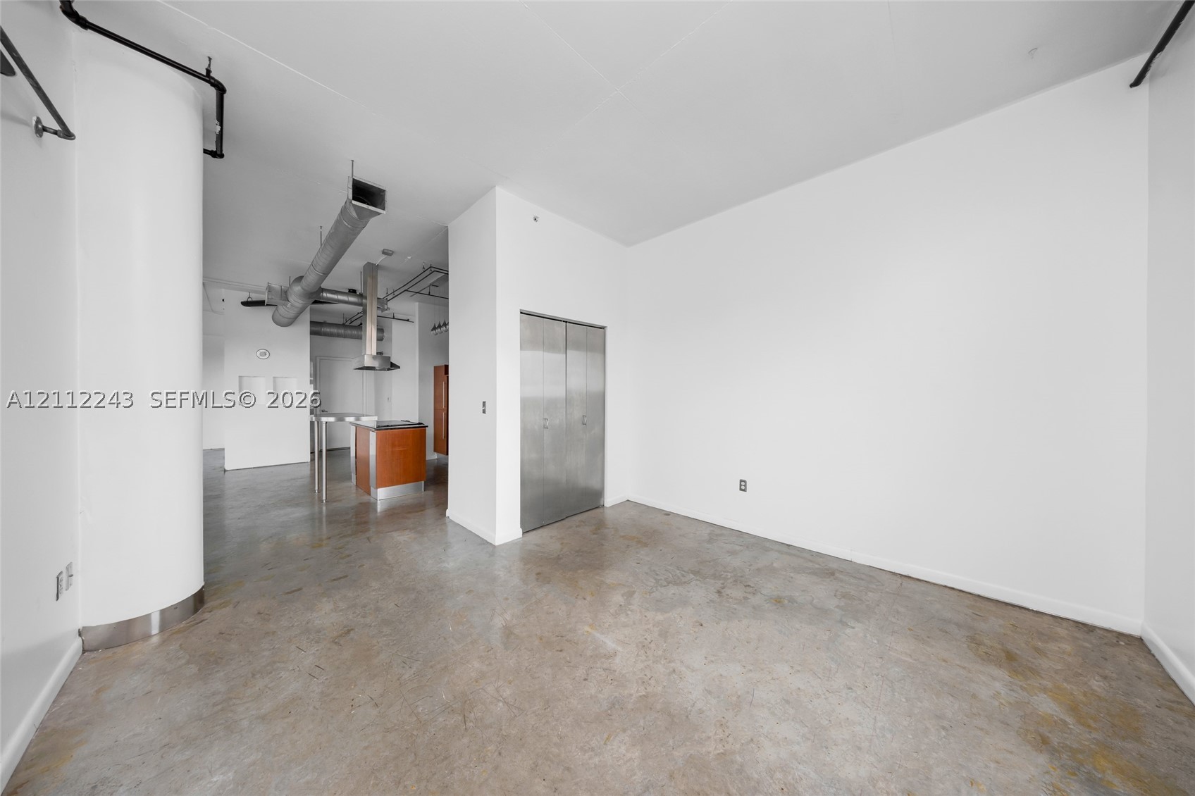 10 SW South River Dr #PHI15, Miami FL 33130