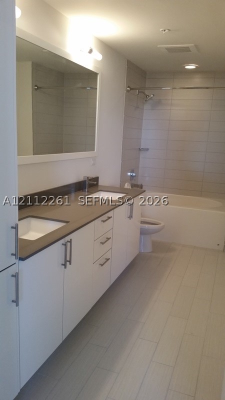 999 SW 1st Ave #2511, Miami FL 33130