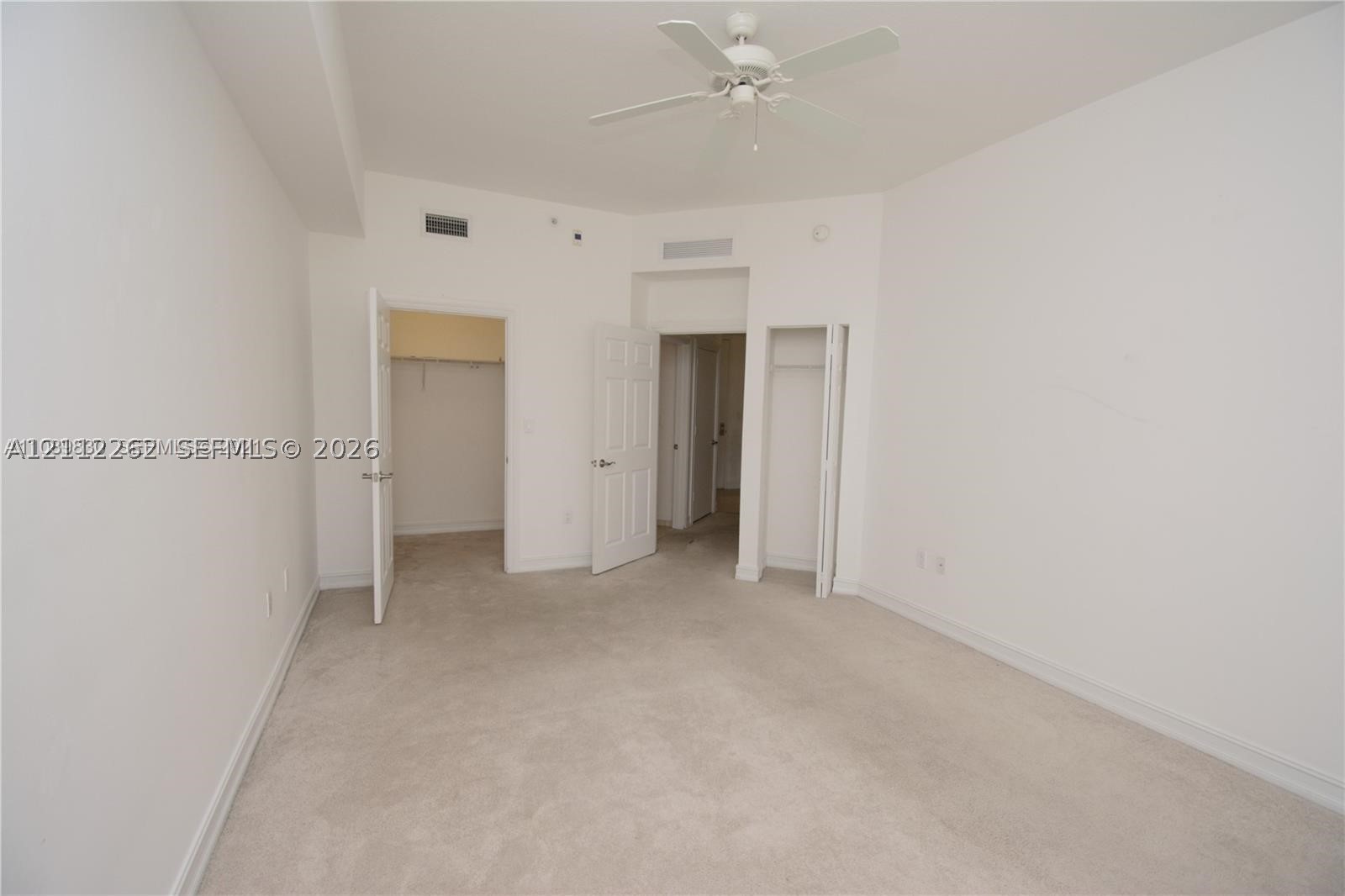 3001 NE 185th St #636, Aventura FL 33180