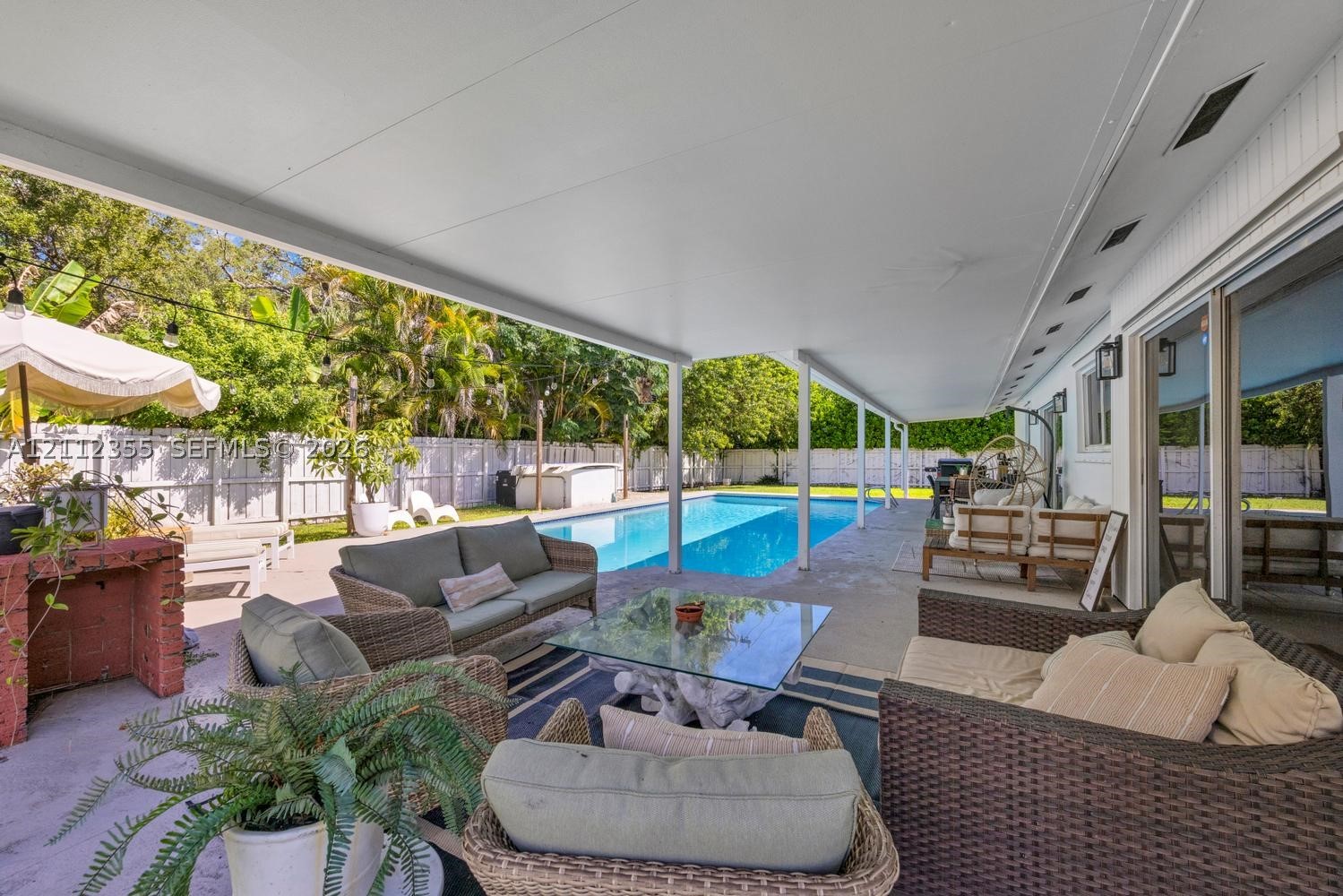 8815 SW 160th St, Palmetto Bay FL 33157