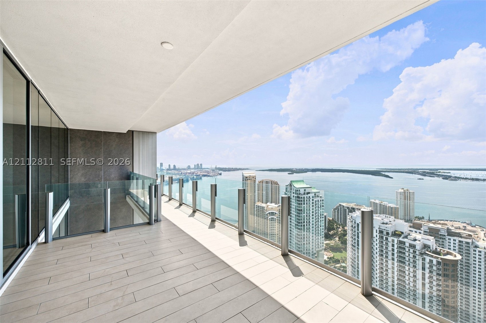 300 Biscayne Boulevard Way #5002E, Miami FL 33131