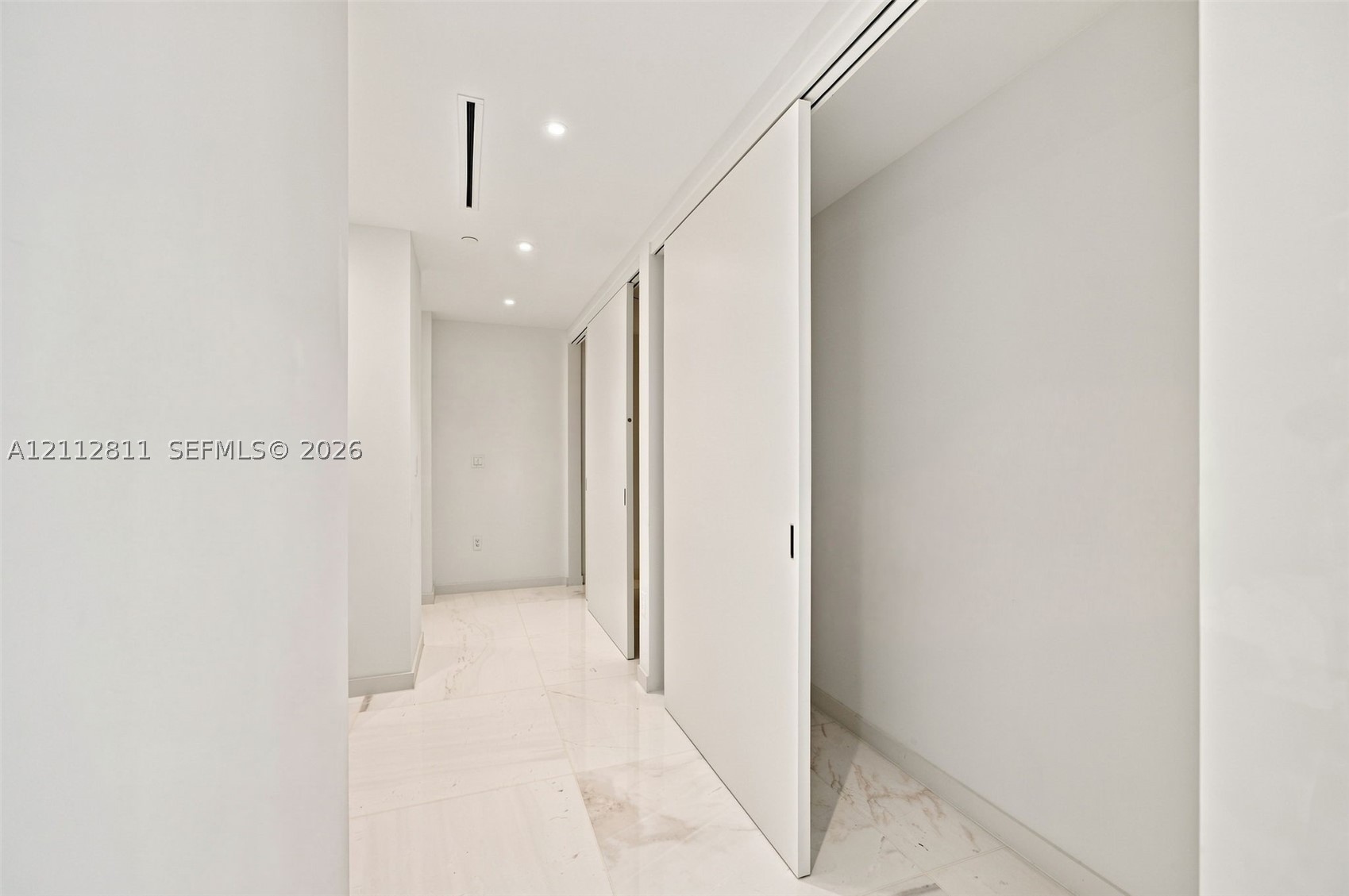 300 Biscayne Boulevard Way #5002E, Miami FL 33131