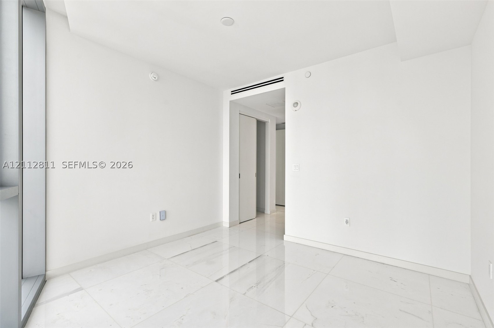 300 Biscayne Boulevard Way #5002E, Miami FL 33131