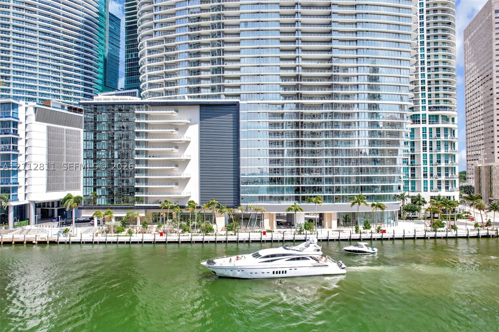 300 Biscayne Boulevard Way #5002E, Miami FL 33131