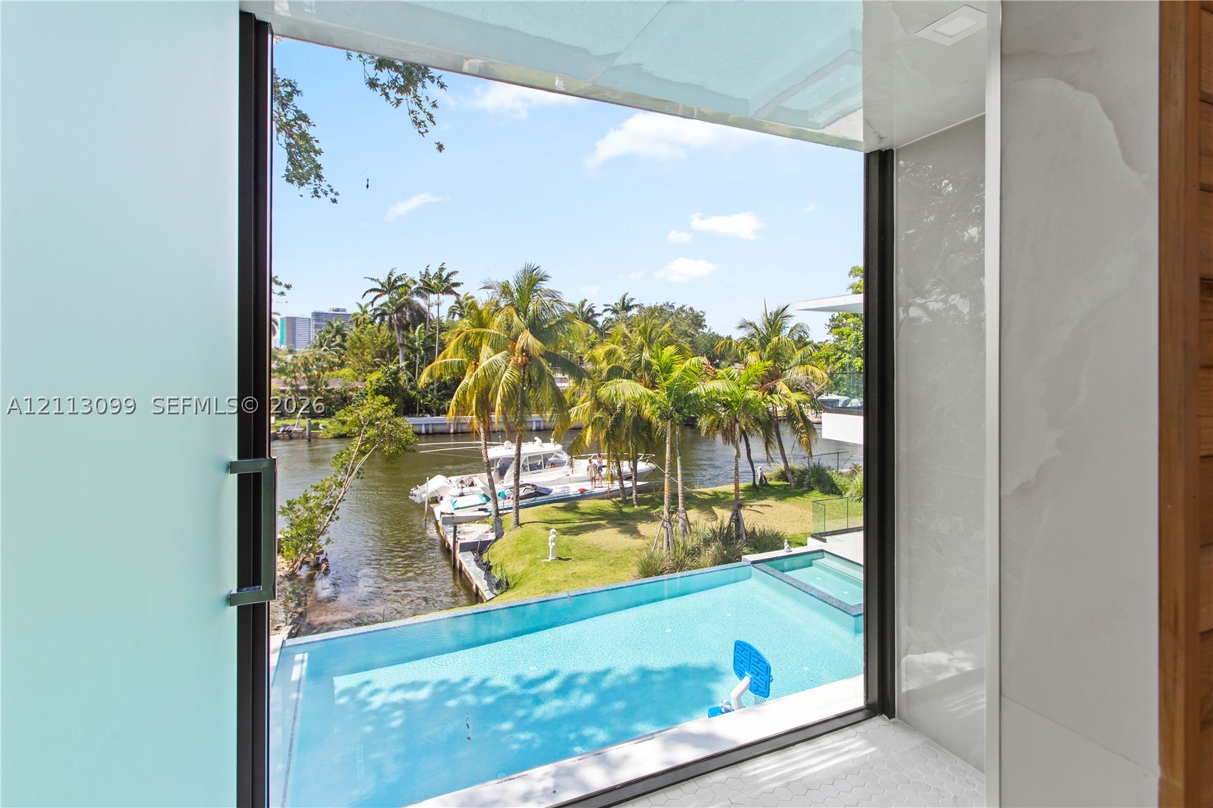 922 NE 78th St, Miami FL 33138