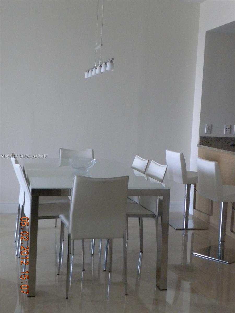 Hallandale Beach FL 33009 - A1637887