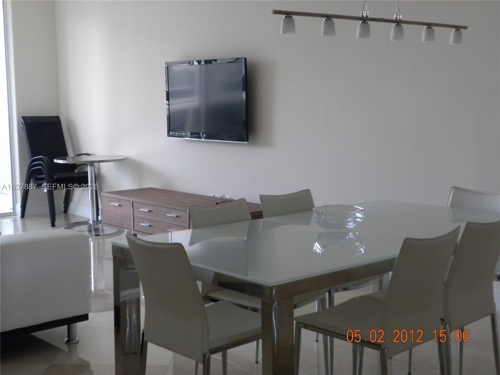 Hallandale Beach FL 33009 - A1637887