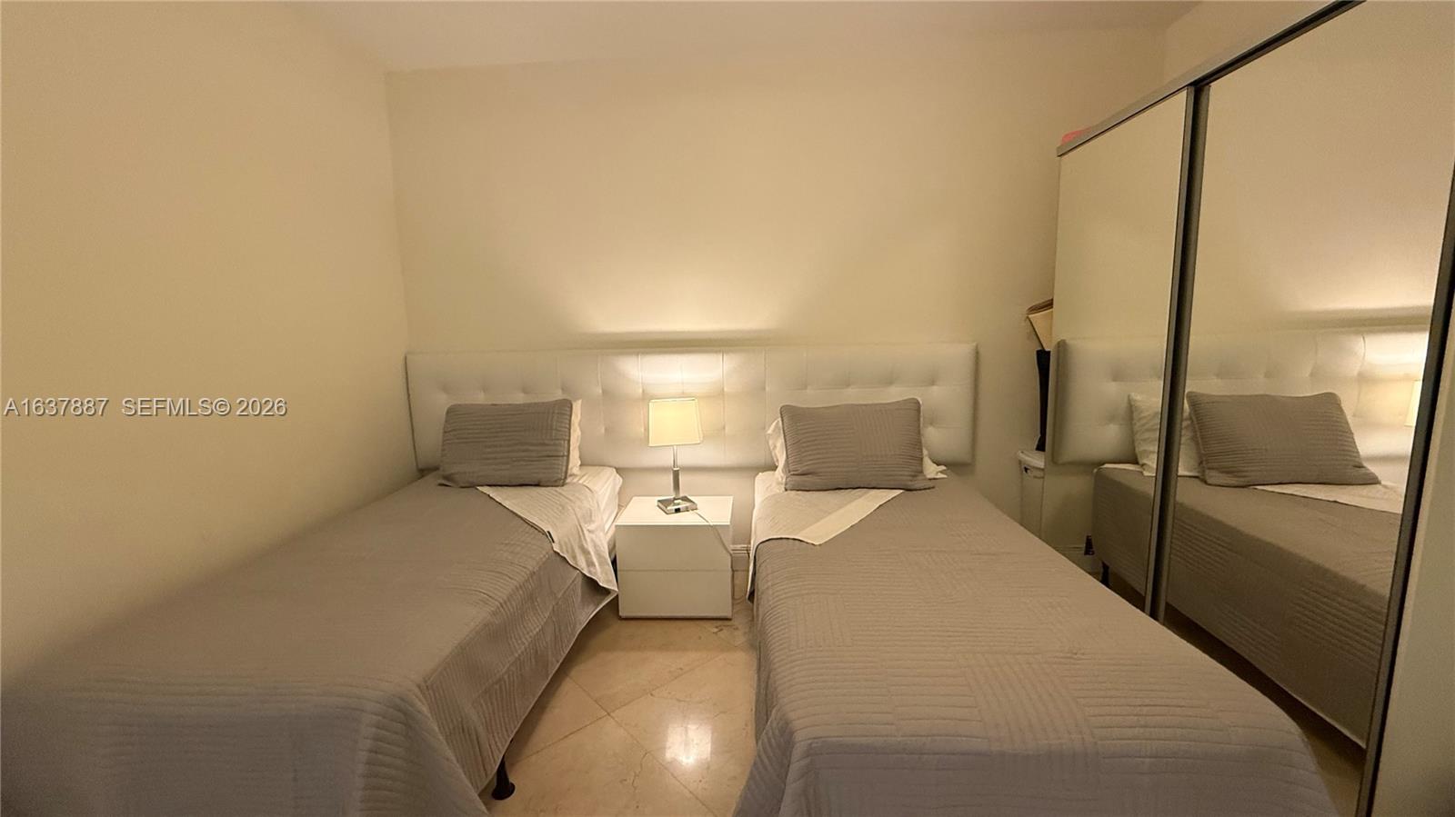 Hallandale Beach FL 33009 - A1637887