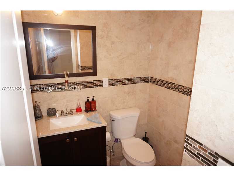 19370 COLLINS AV SEASONAL #1007, Sunny Isles Beach FL 33160