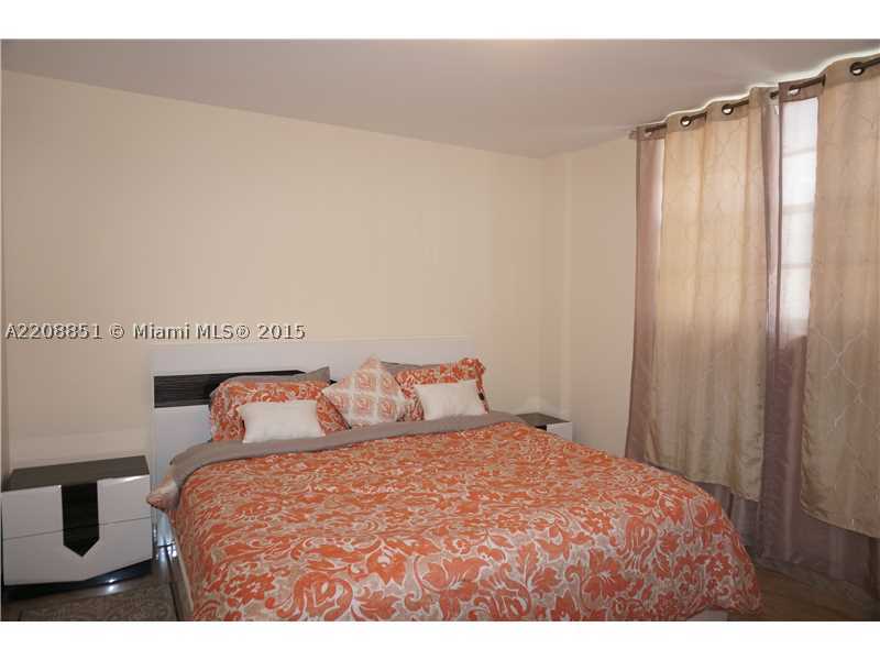 19370 COLLINS AV SEASONAL #1007, Sunny Isles Beach FL 33160