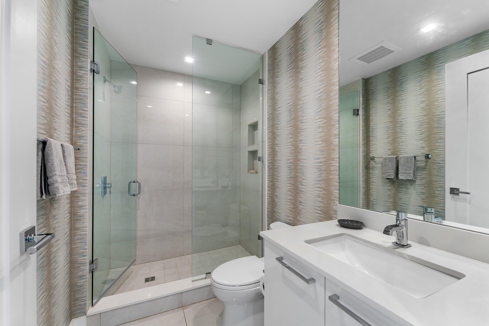5000 N Ocean #1003, Singer Island FL 33404