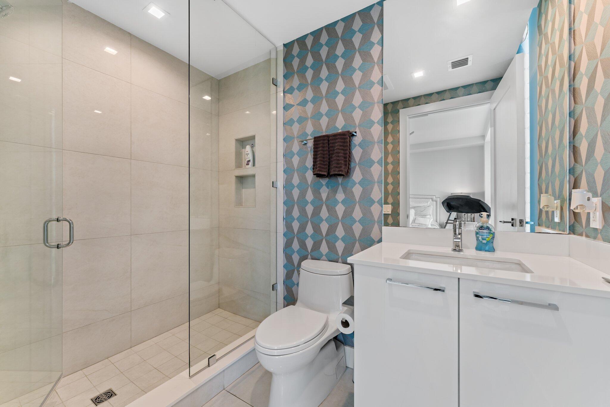 5000 N Ocean #1003, Singer Island FL 33404