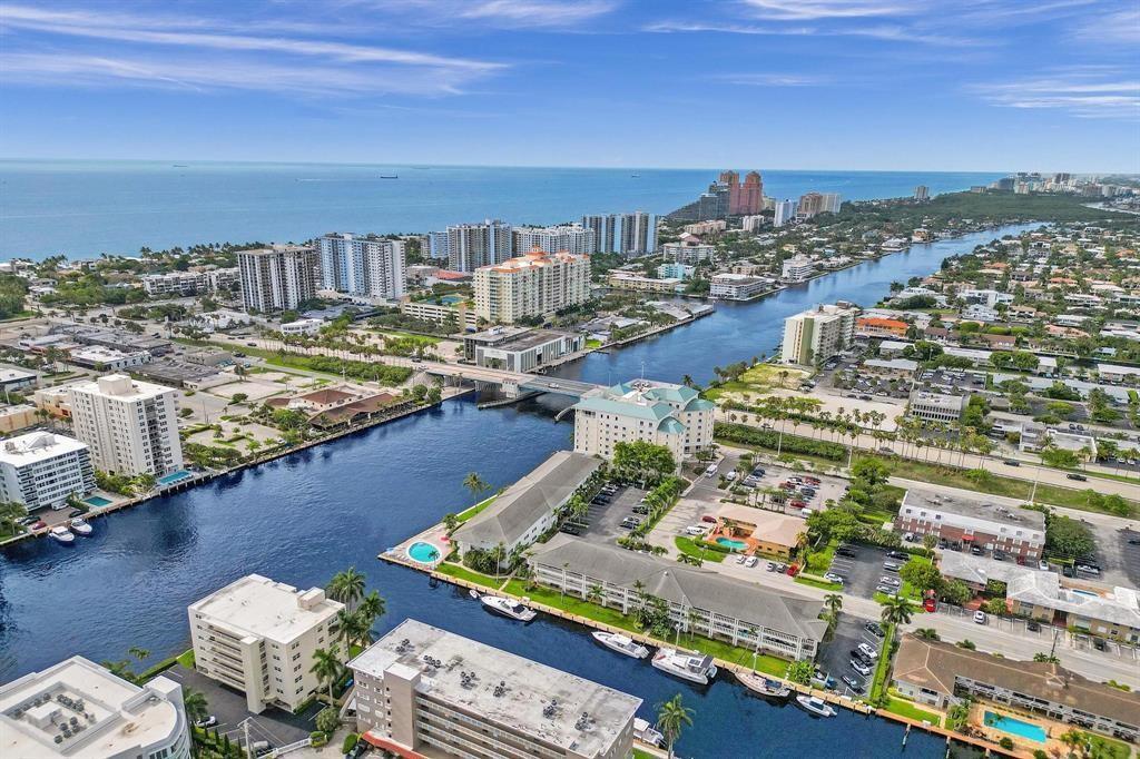 2895 NE 32nd #102, Fort Lauderdale FL 33306