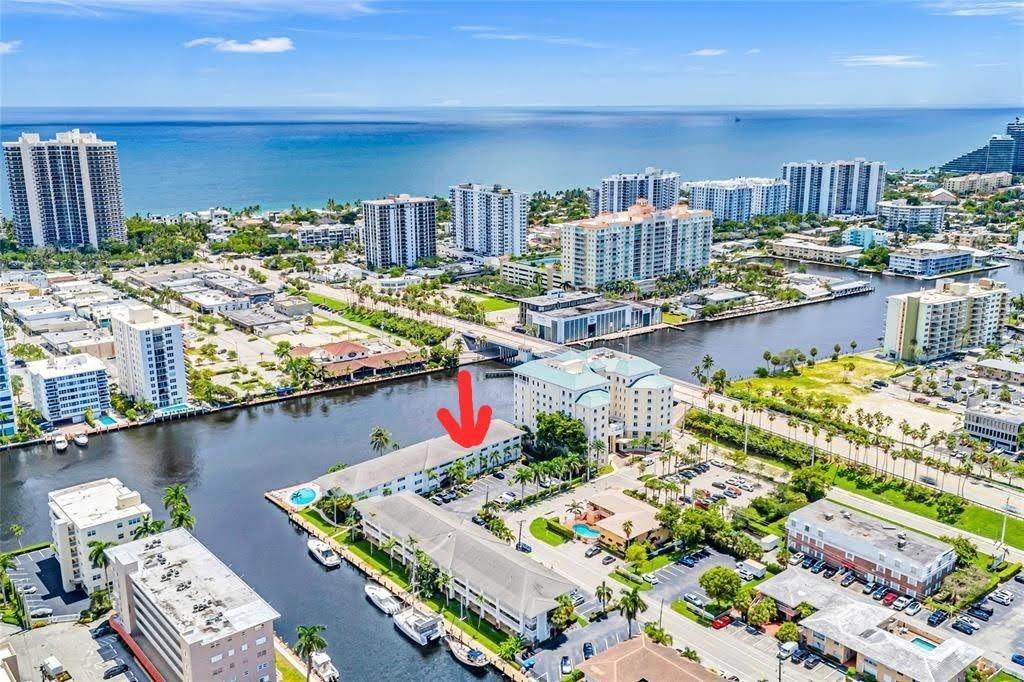 2895 NE 32nd #102, Fort Lauderdale FL 33306