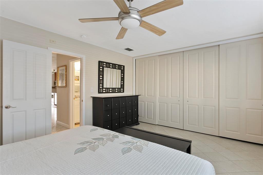 2895 NE 32nd #102, Fort Lauderdale FL 33306