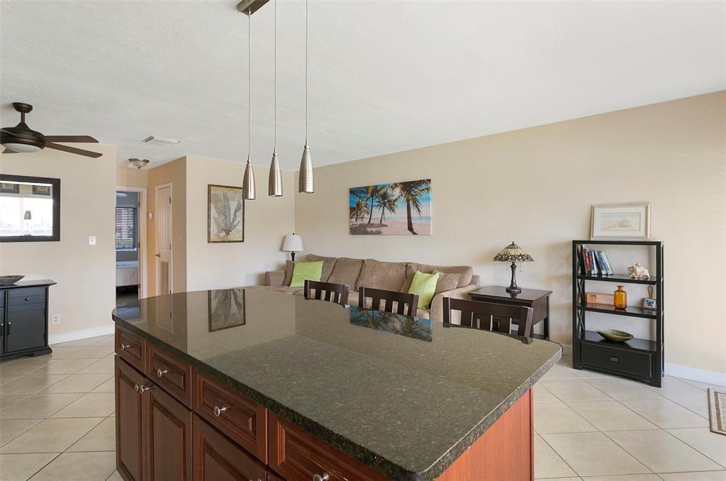 2895 NE 32nd #102, Fort Lauderdale FL 33306