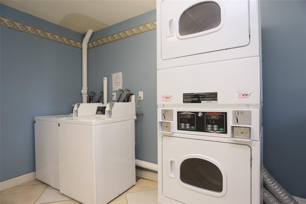 2895 NE 32nd #102, Fort Lauderdale FL 33306