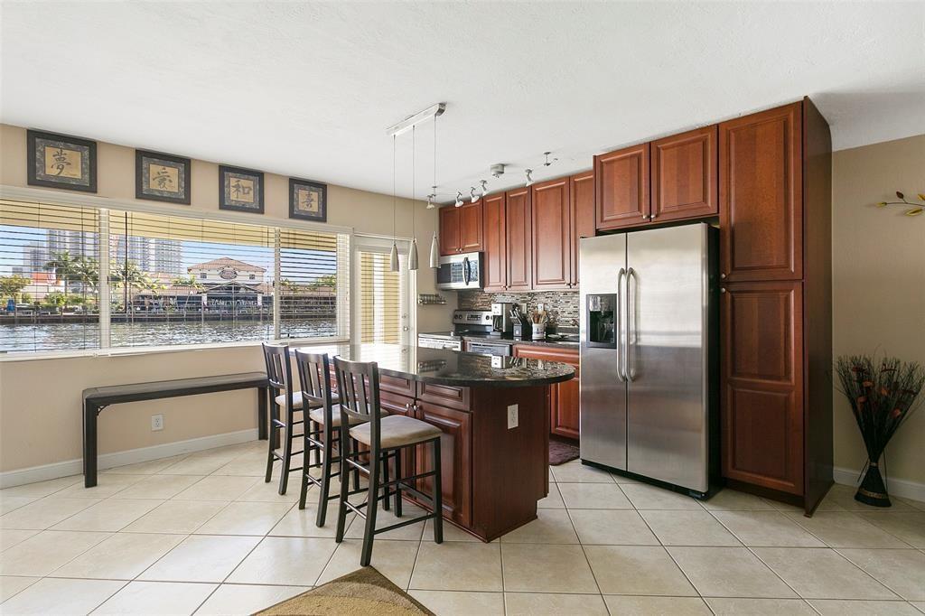 2895 NE 32nd #102, Fort Lauderdale FL 33306
