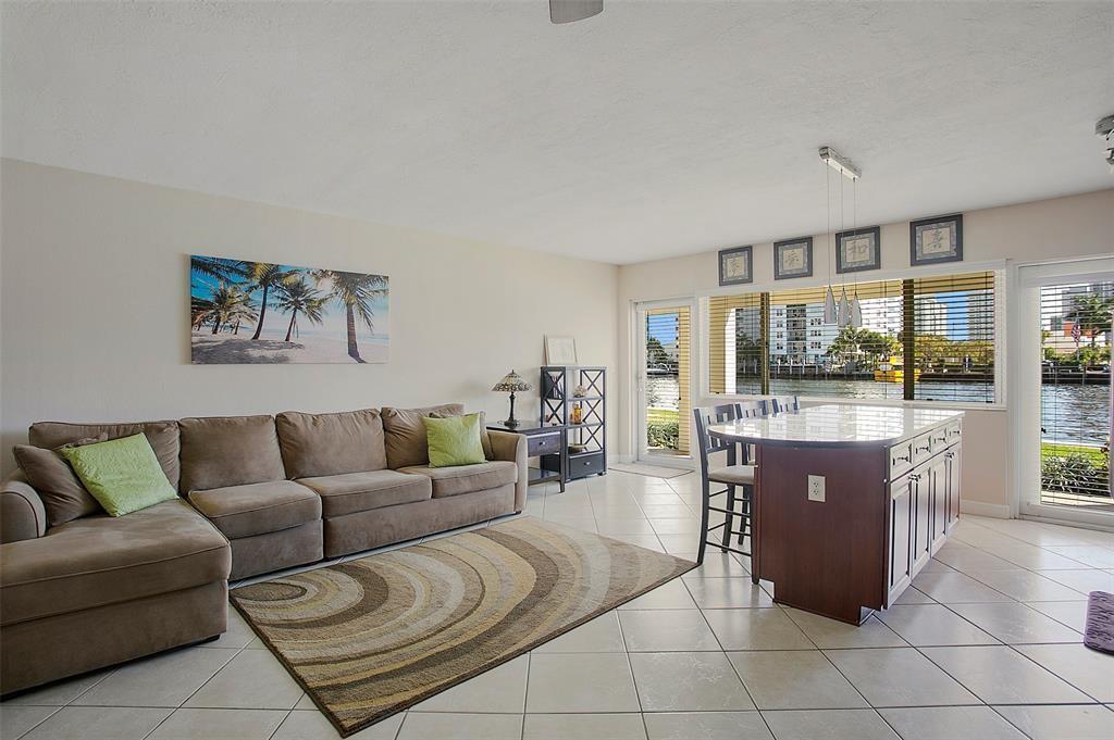 2895 NE 32nd #102, Fort Lauderdale FL 33306