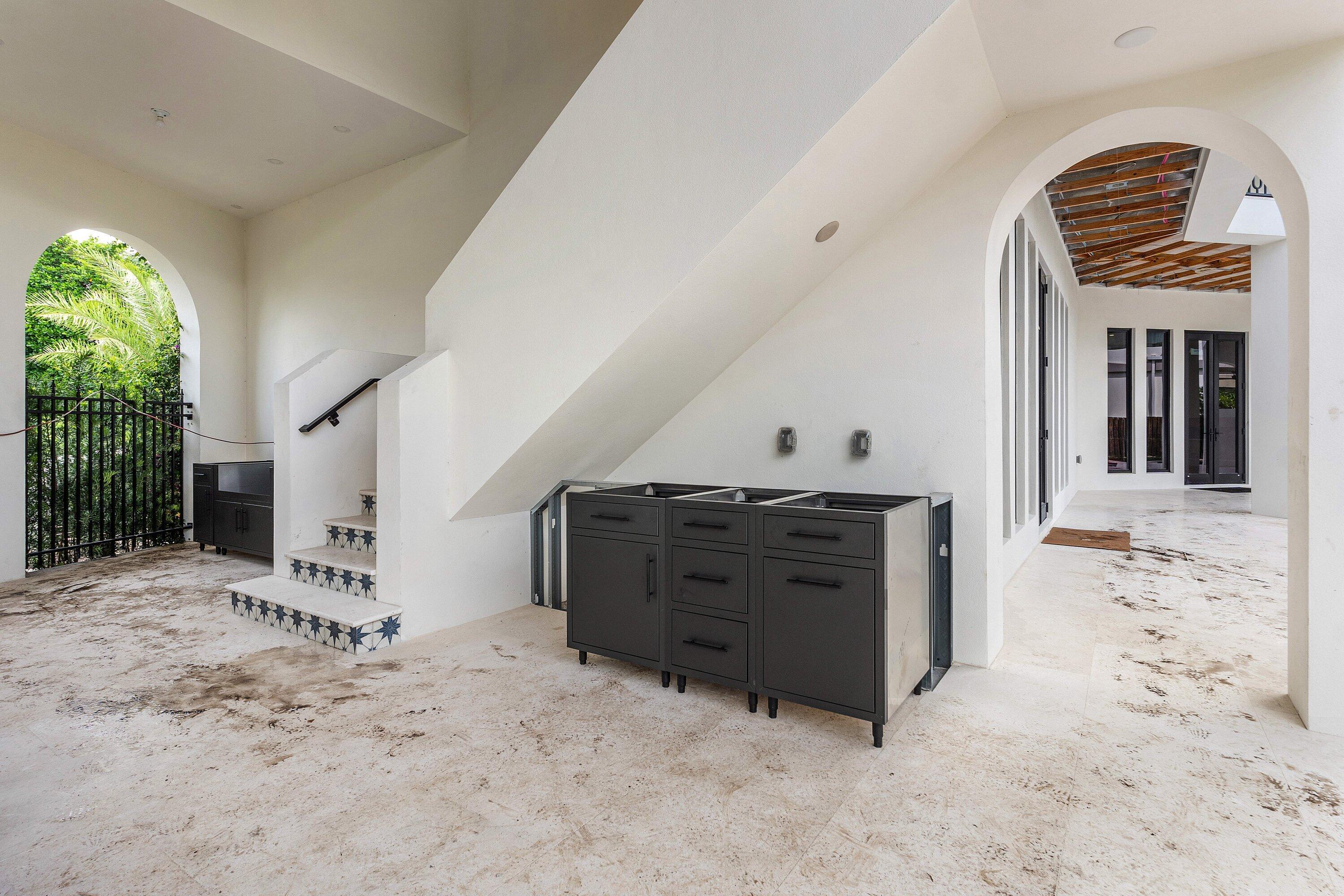 298 NE 8th, Boca Raton FL 33432