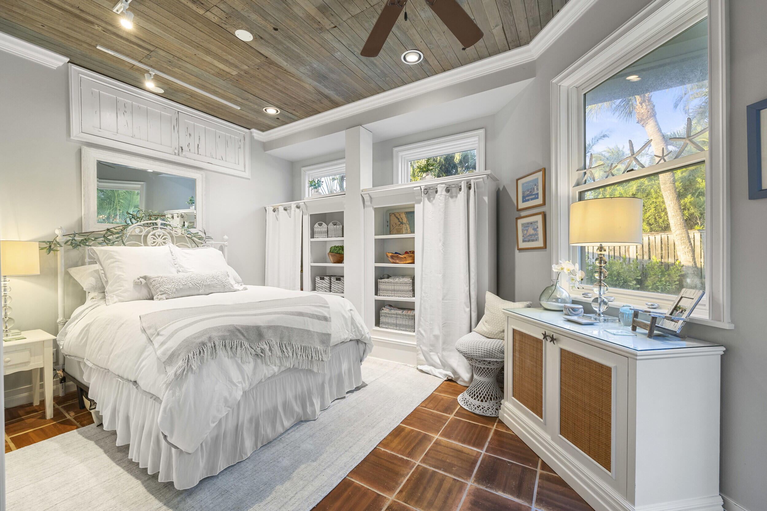 122 Lighthouse, Jupiter Inlet Colony FL 33469
