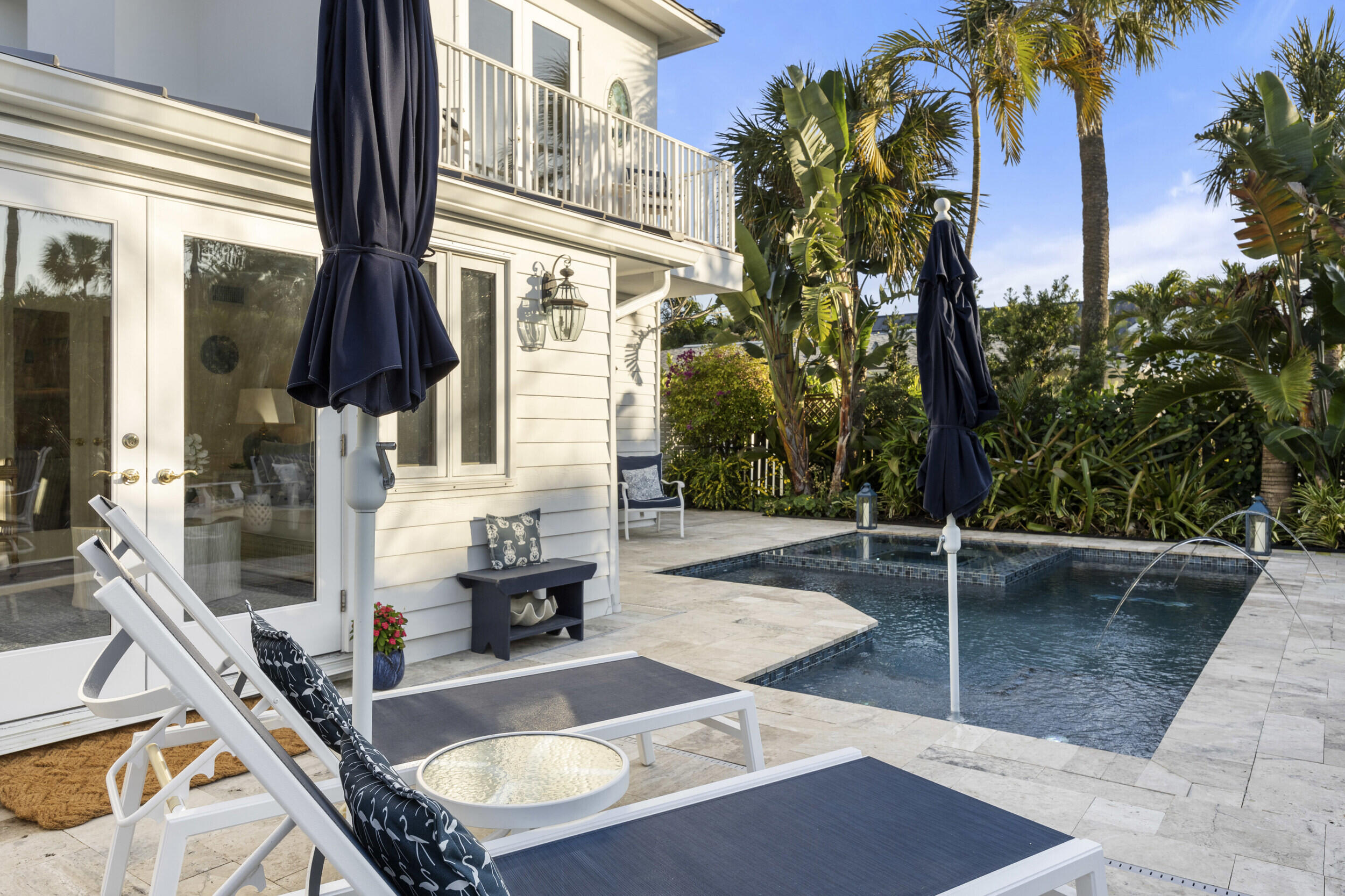 122 Lighthouse, Jupiter Inlet Colony FL 33469