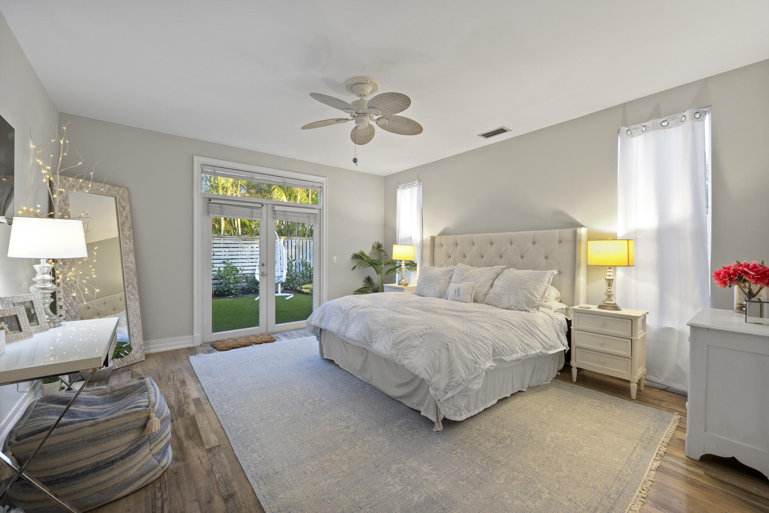 122 Lighthouse, Jupiter Inlet Colony FL 33469