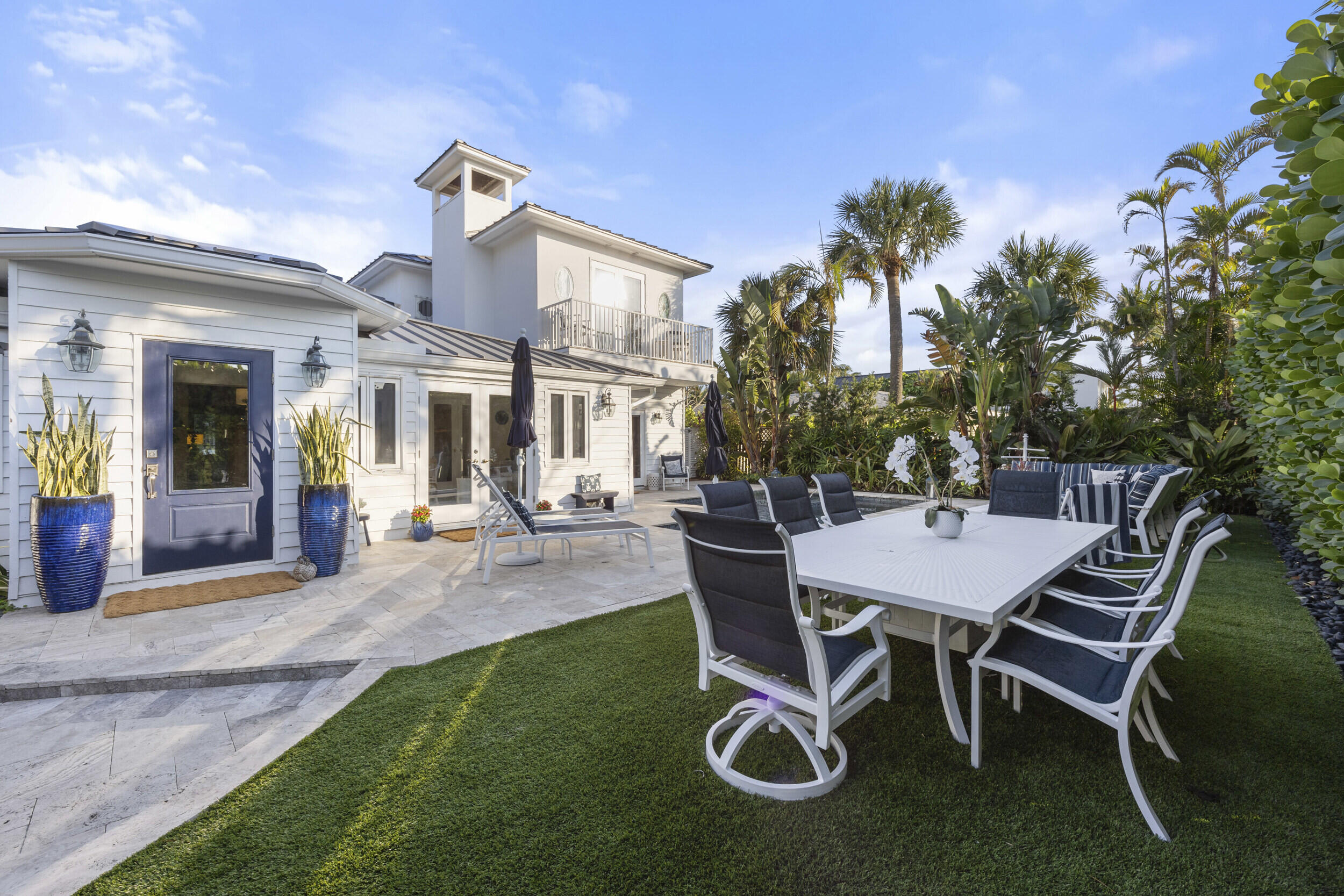 122 Lighthouse, Jupiter Inlet Colony FL 33469