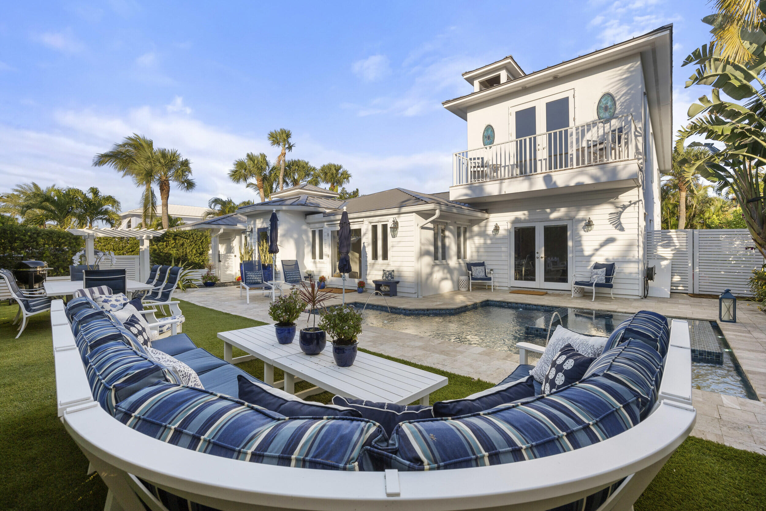 122 Lighthouse, Jupiter Inlet Colony FL 33469