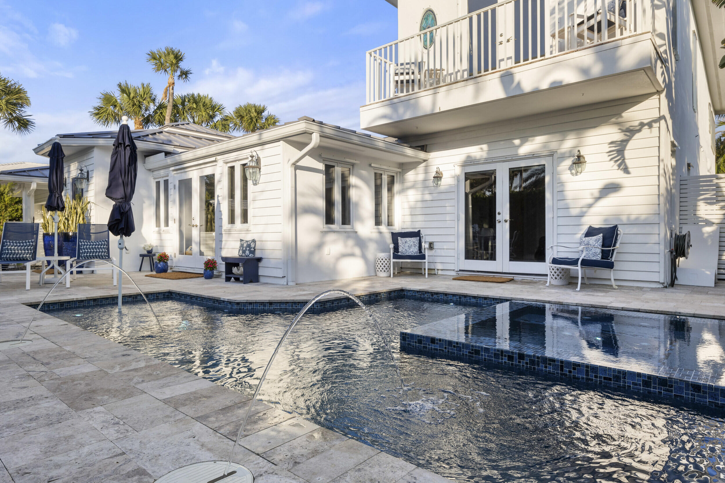 122 Lighthouse, Jupiter Inlet Colony FL 33469