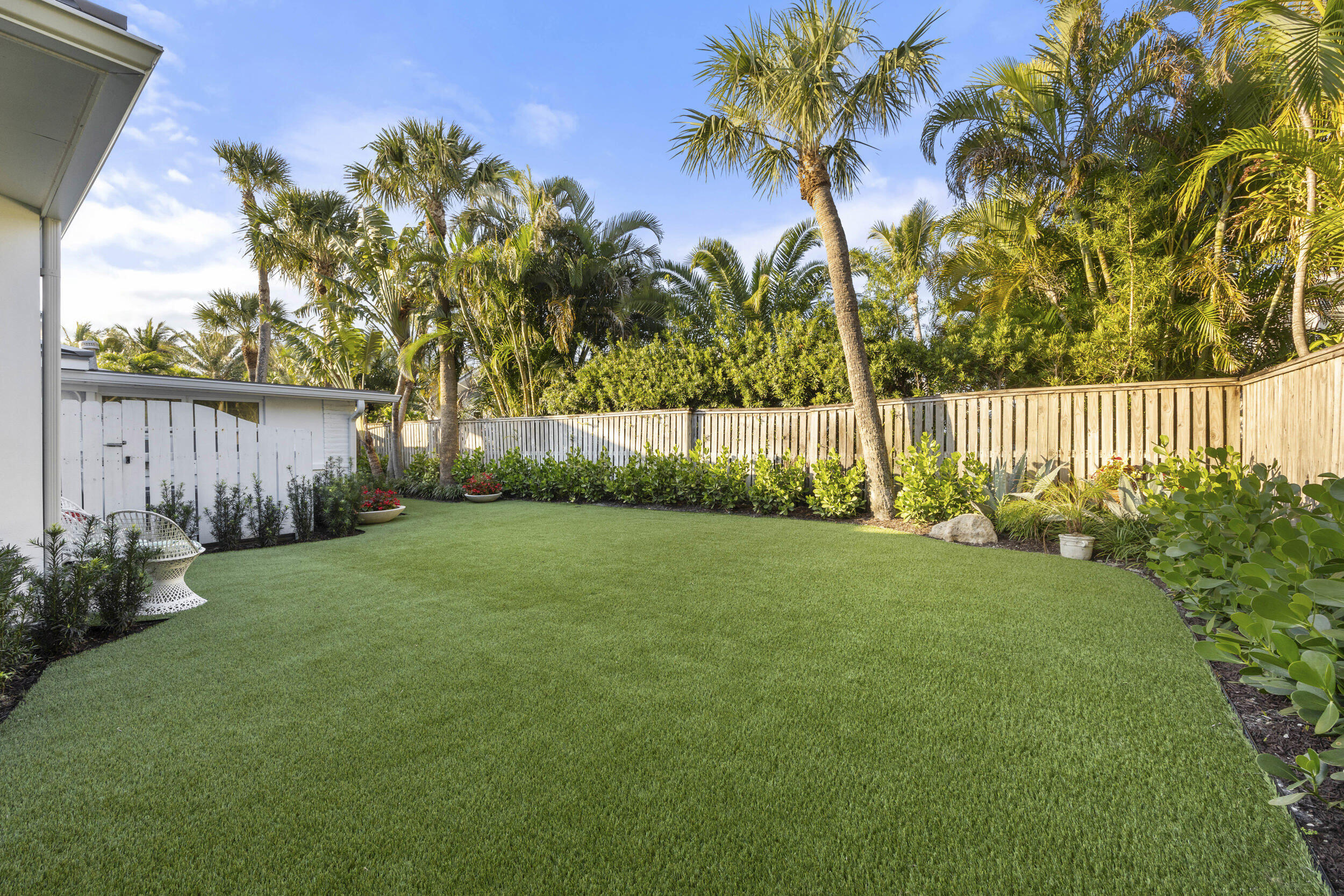122 Lighthouse, Jupiter Inlet Colony FL 33469