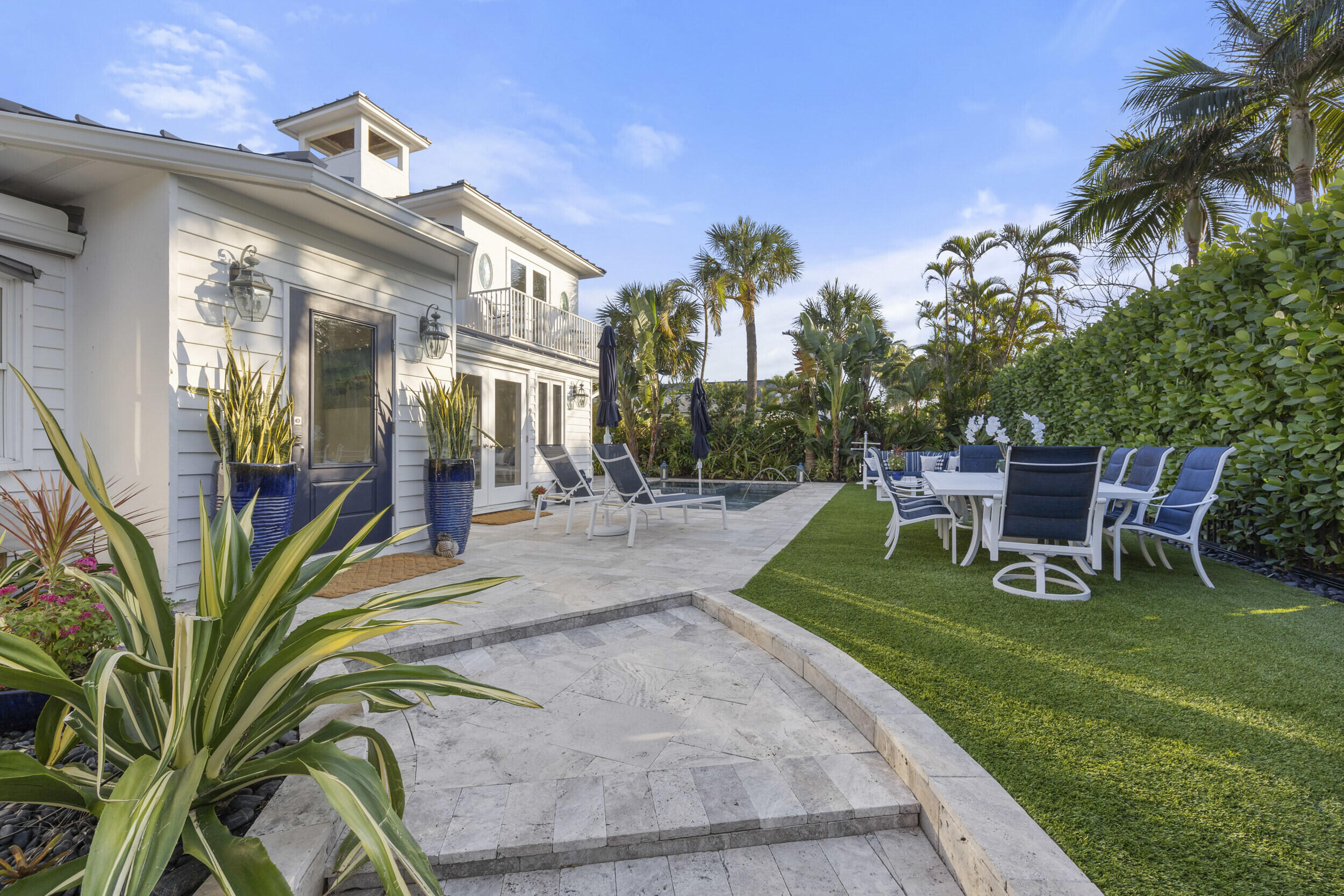 122 Lighthouse, Jupiter Inlet Colony FL 33469