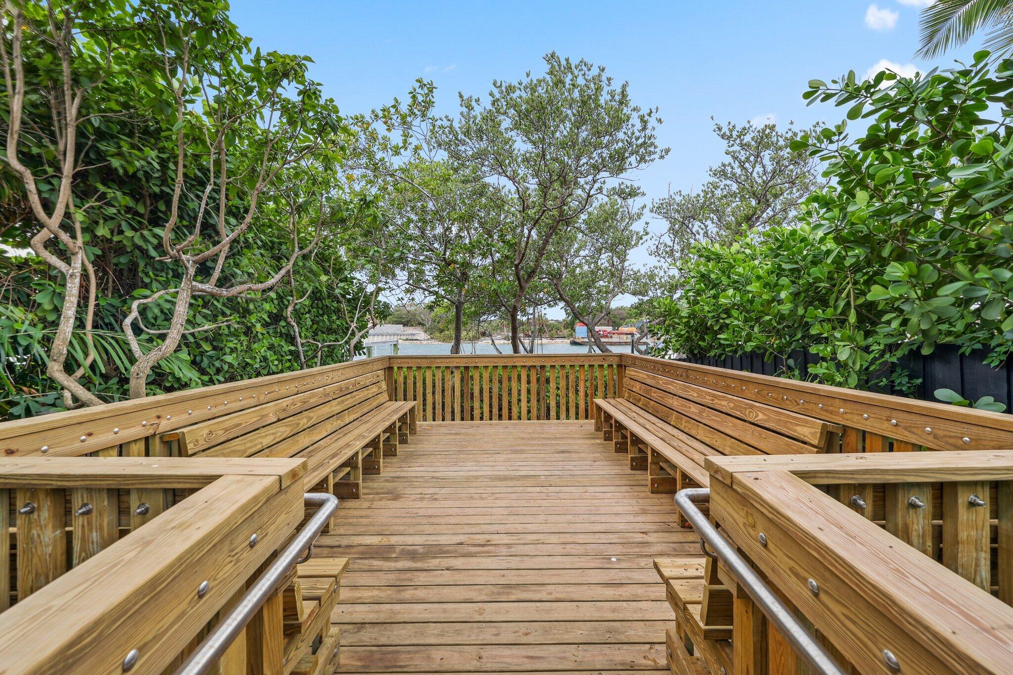 122 Lighthouse, Jupiter Inlet Colony FL 33469