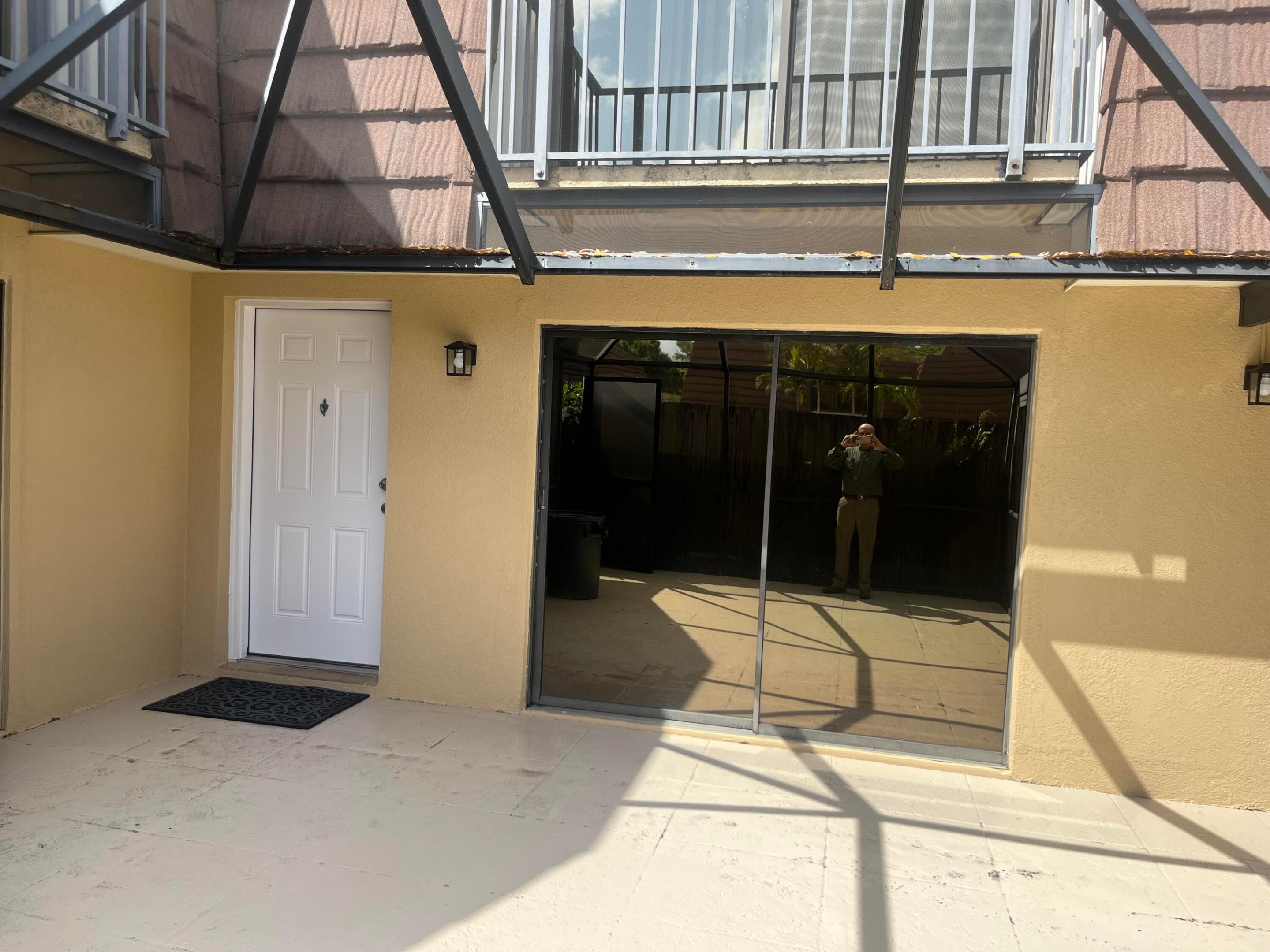 1916 19th, Palm Beach Gardens FL 33418