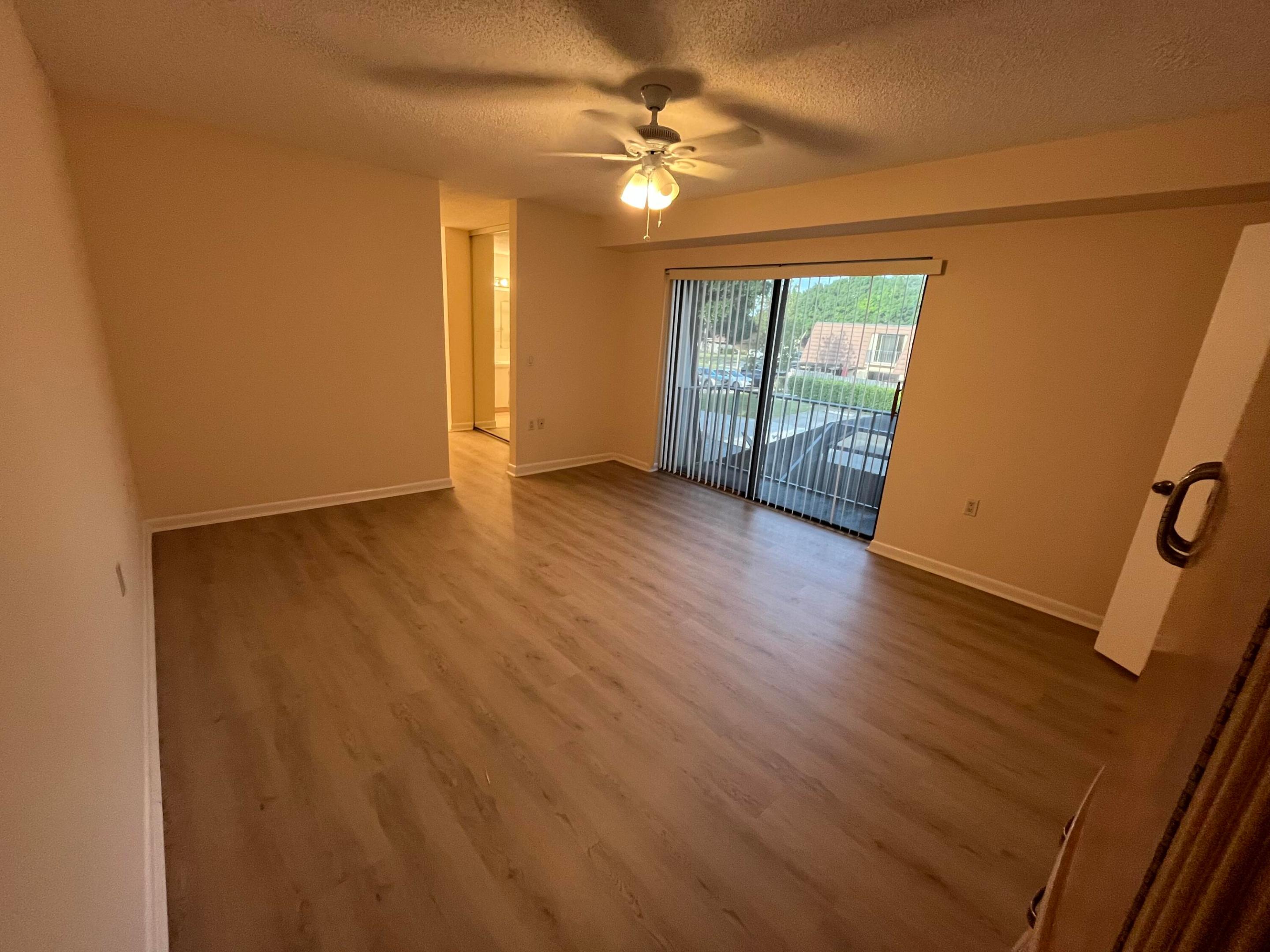 1916 19th, Palm Beach Gardens FL 33418