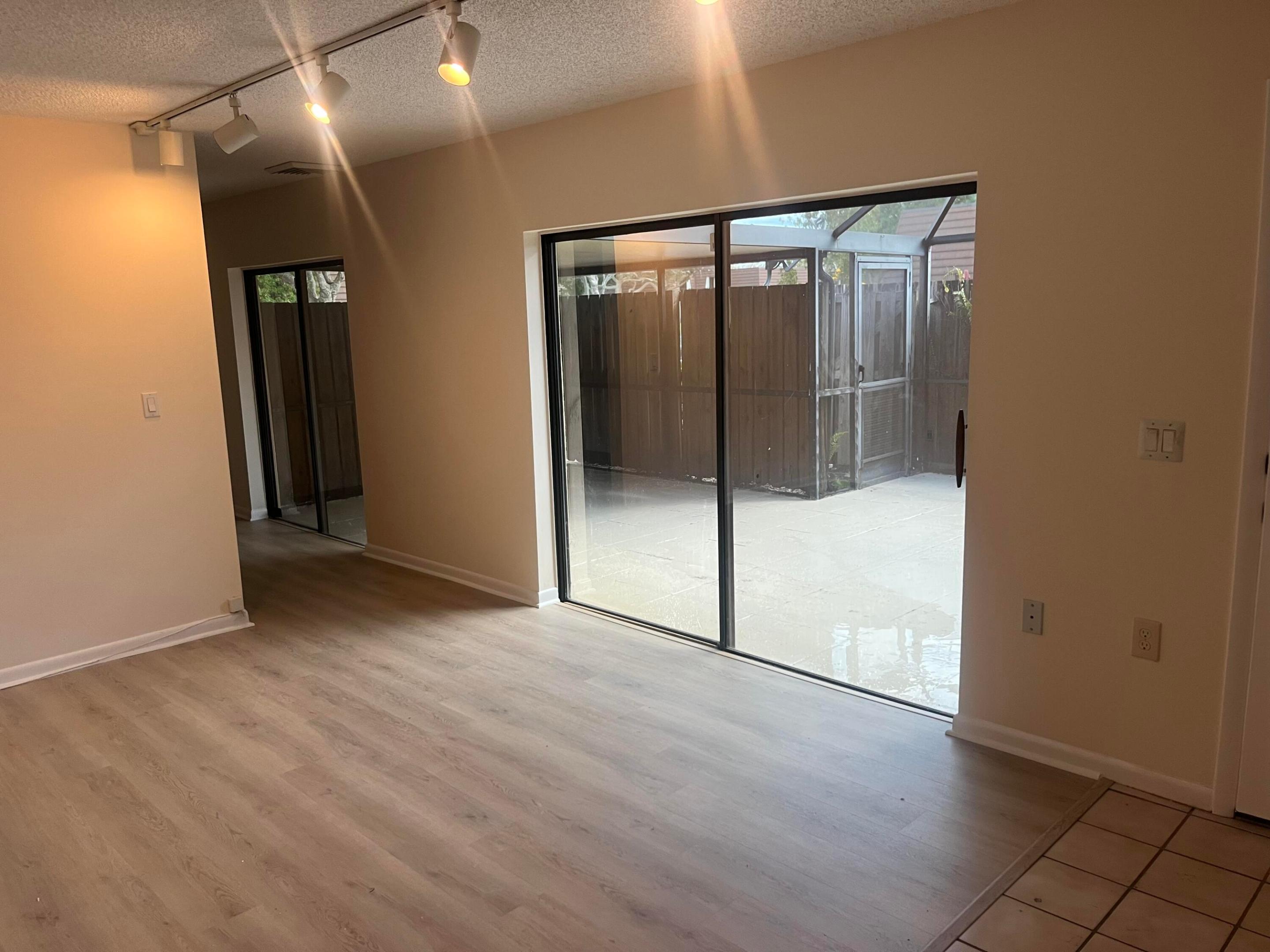 1916 19th, Palm Beach Gardens FL 33418