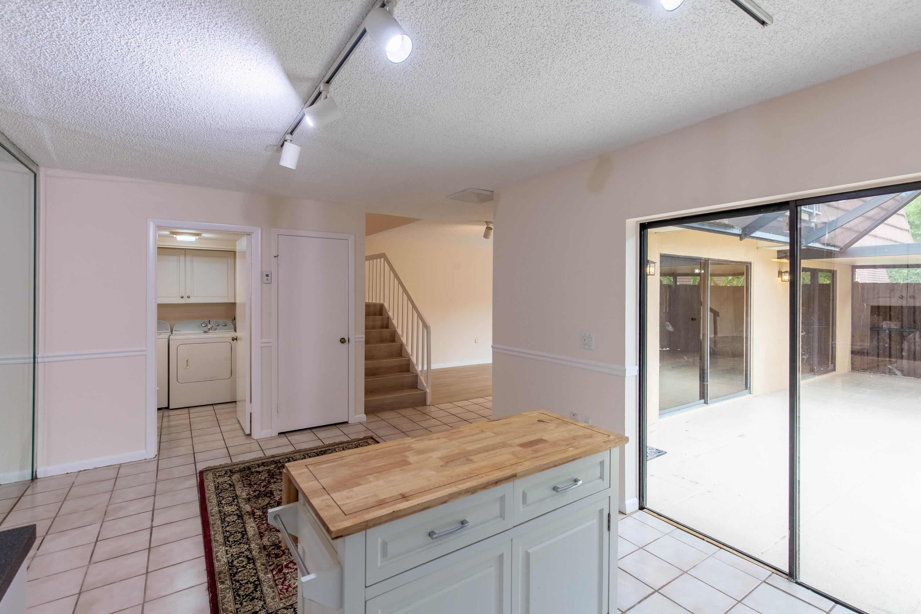 1916 19th, Palm Beach Gardens FL 33418