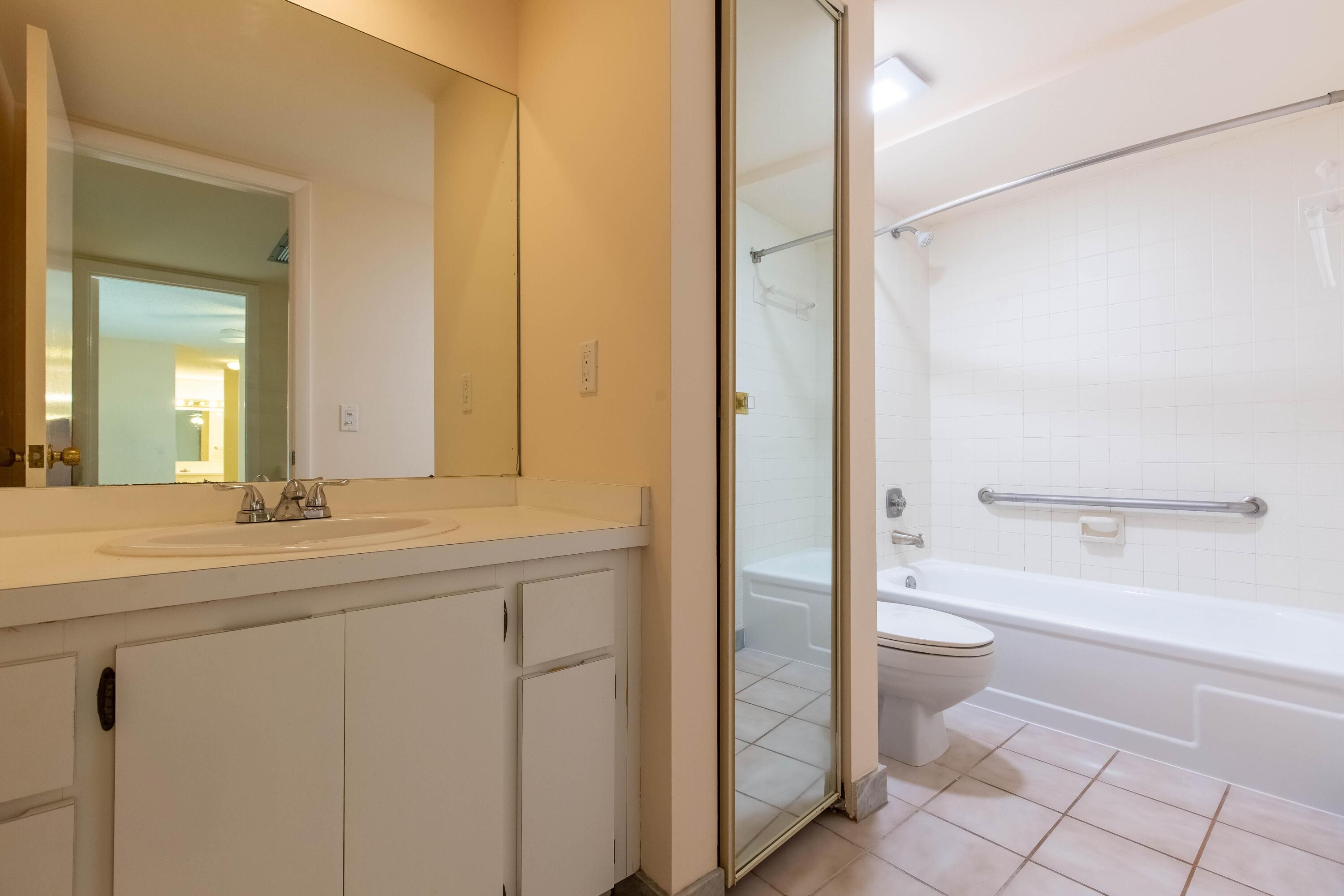 1916 19th, Palm Beach Gardens FL 33418