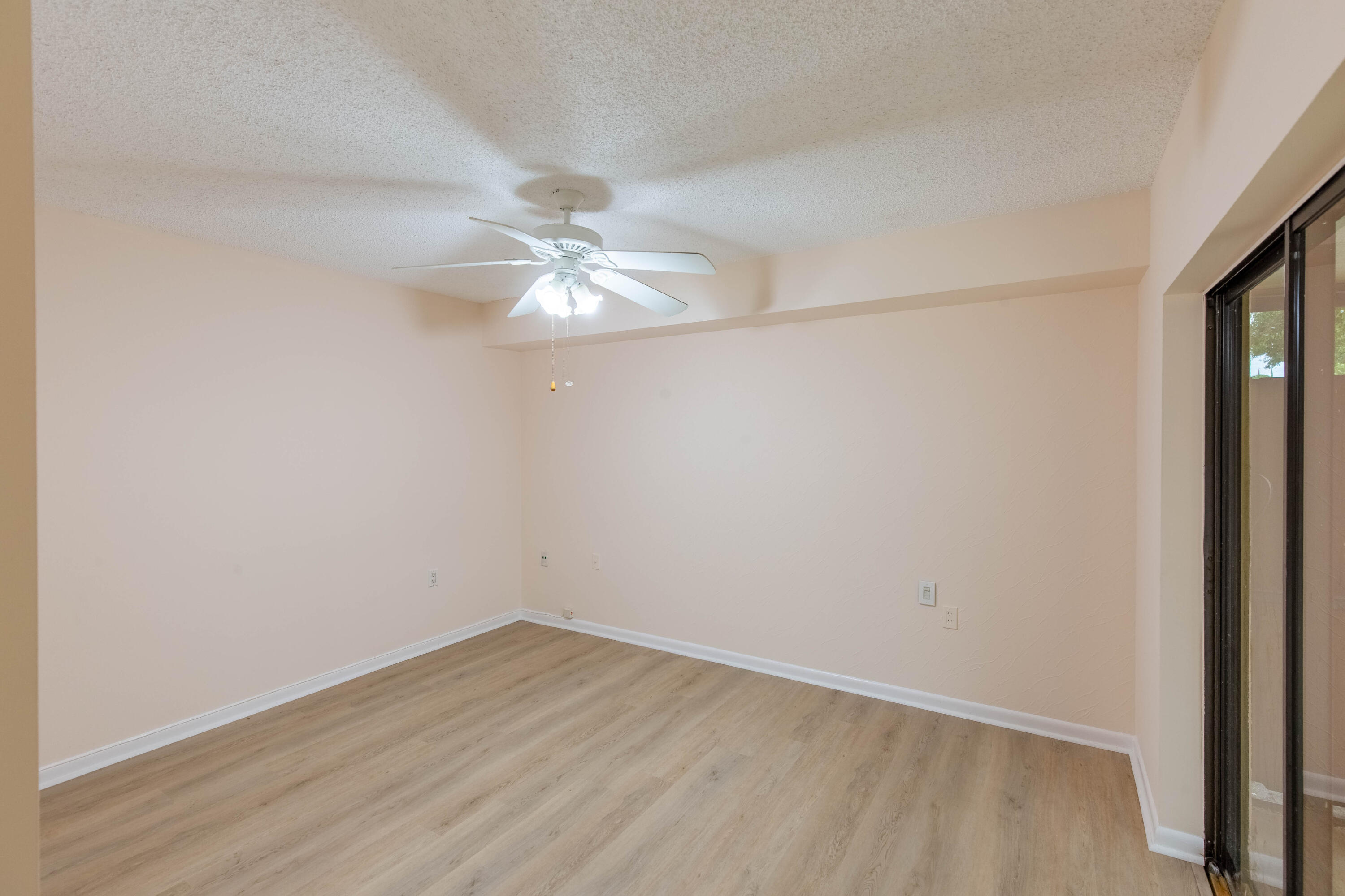 1916 19th, Palm Beach Gardens FL 33418