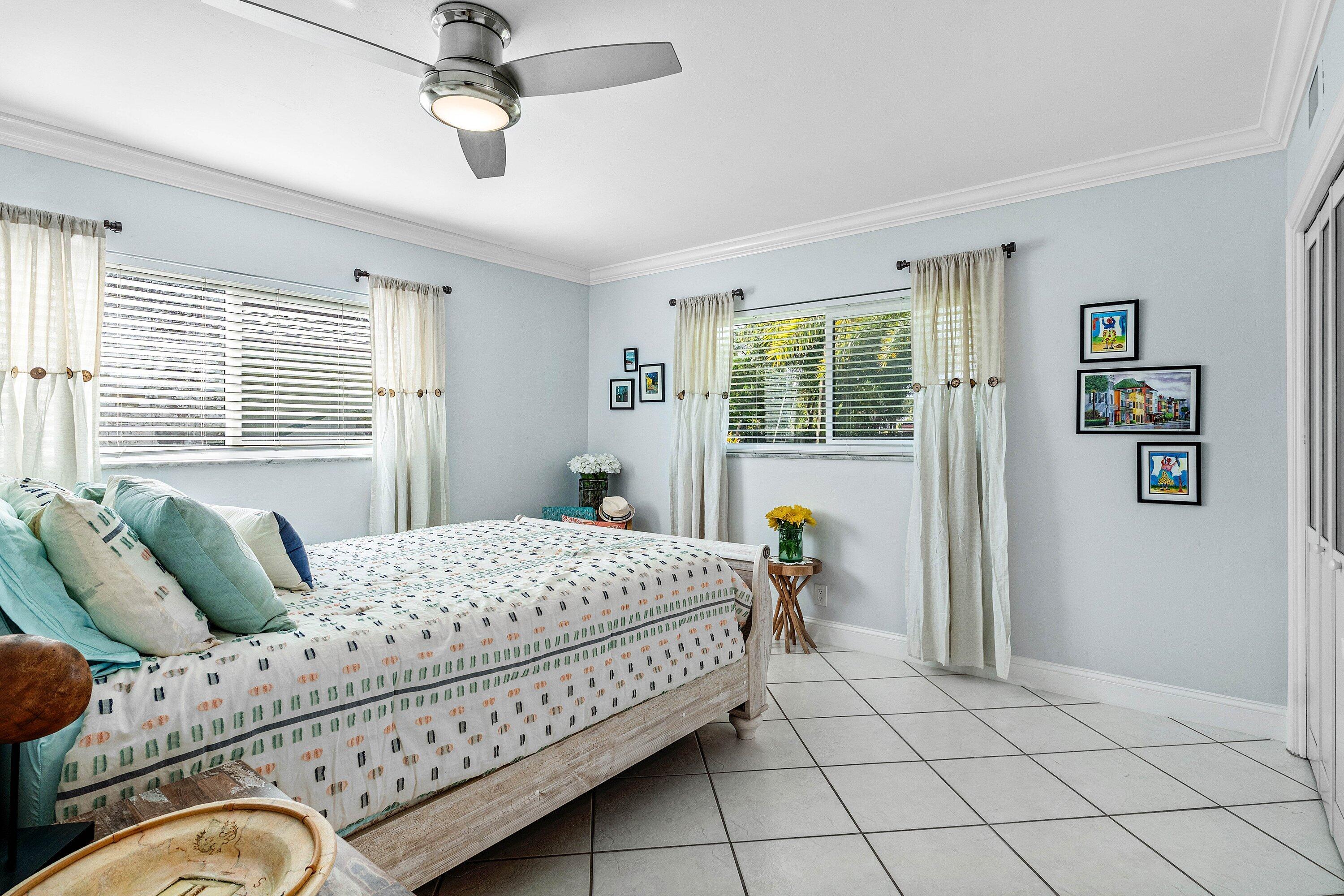 865 NE 5th, Deerfield Beach FL 33441