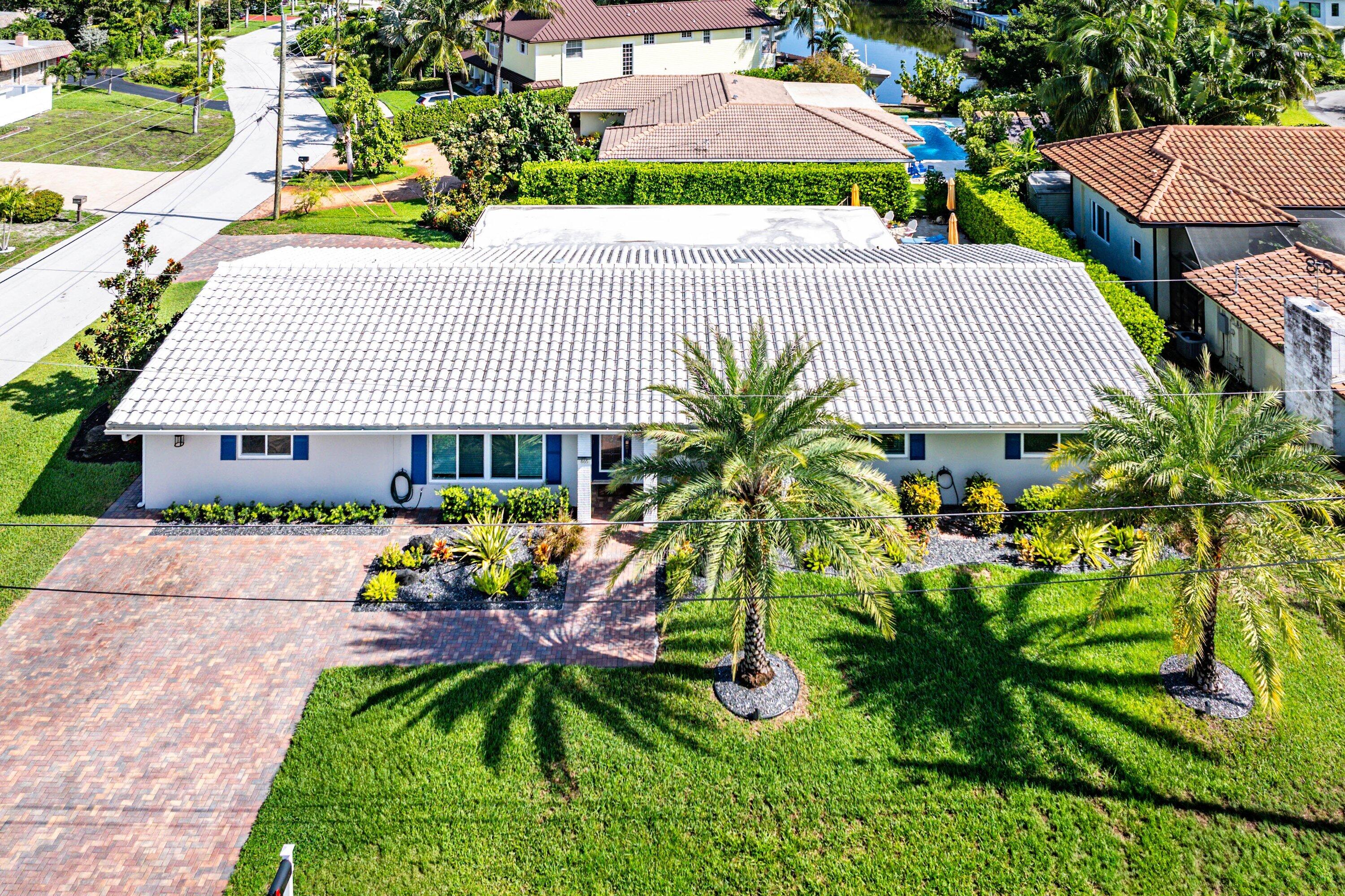 865 NE 5th, Deerfield Beach FL 33441