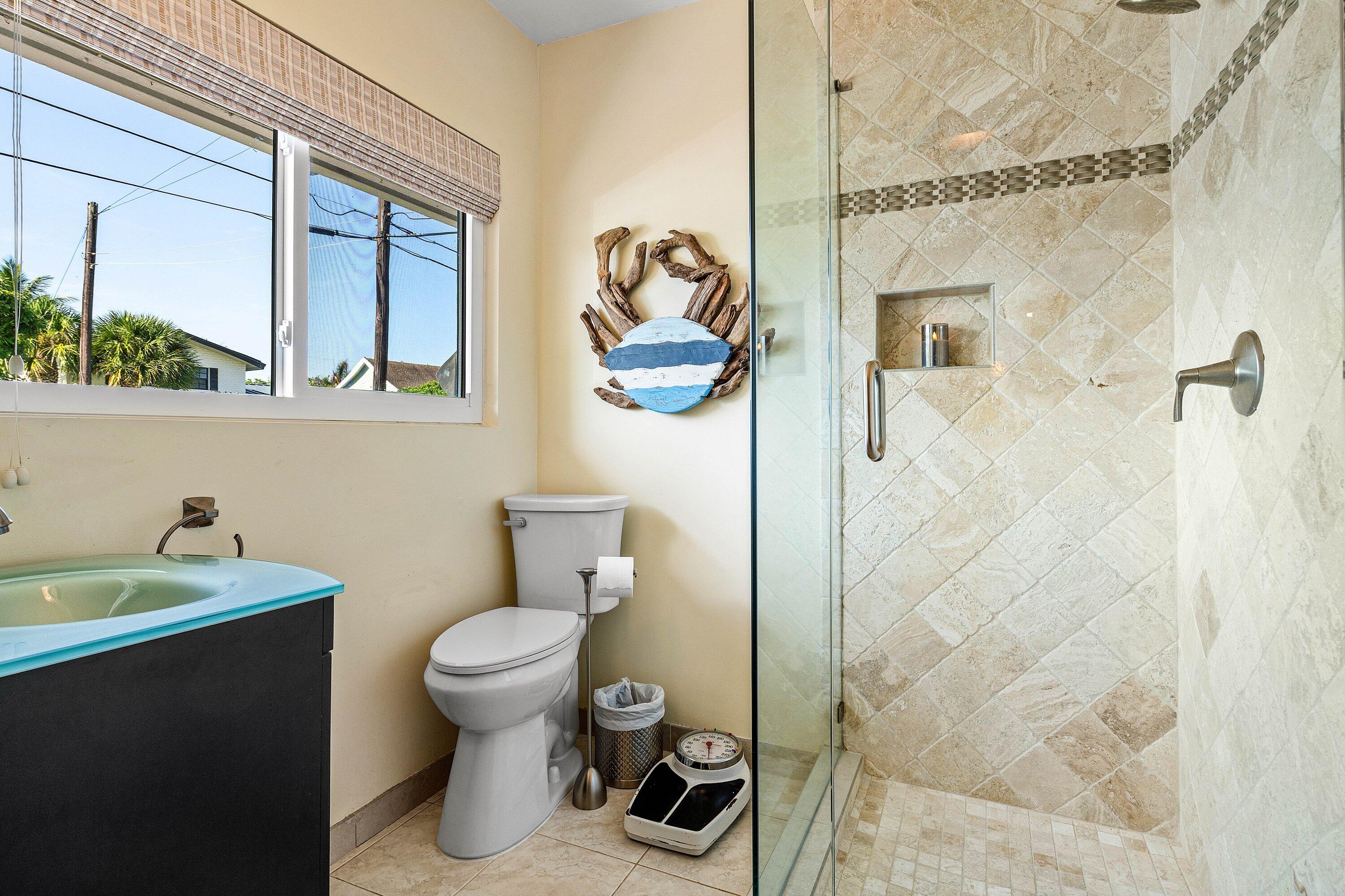865 NE 5th, Deerfield Beach FL 33441
